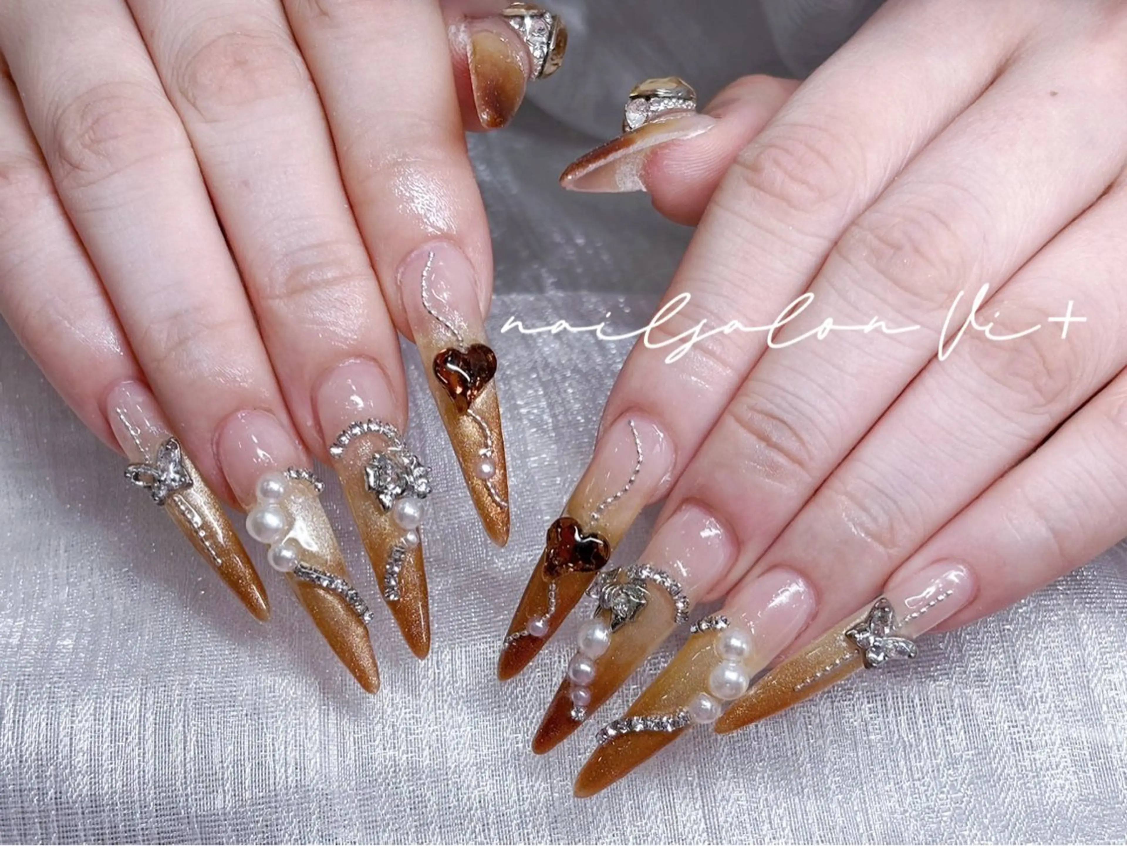 ネイル ハンドネイル ✨Nailsalon Vi+✨のネイルデザイン