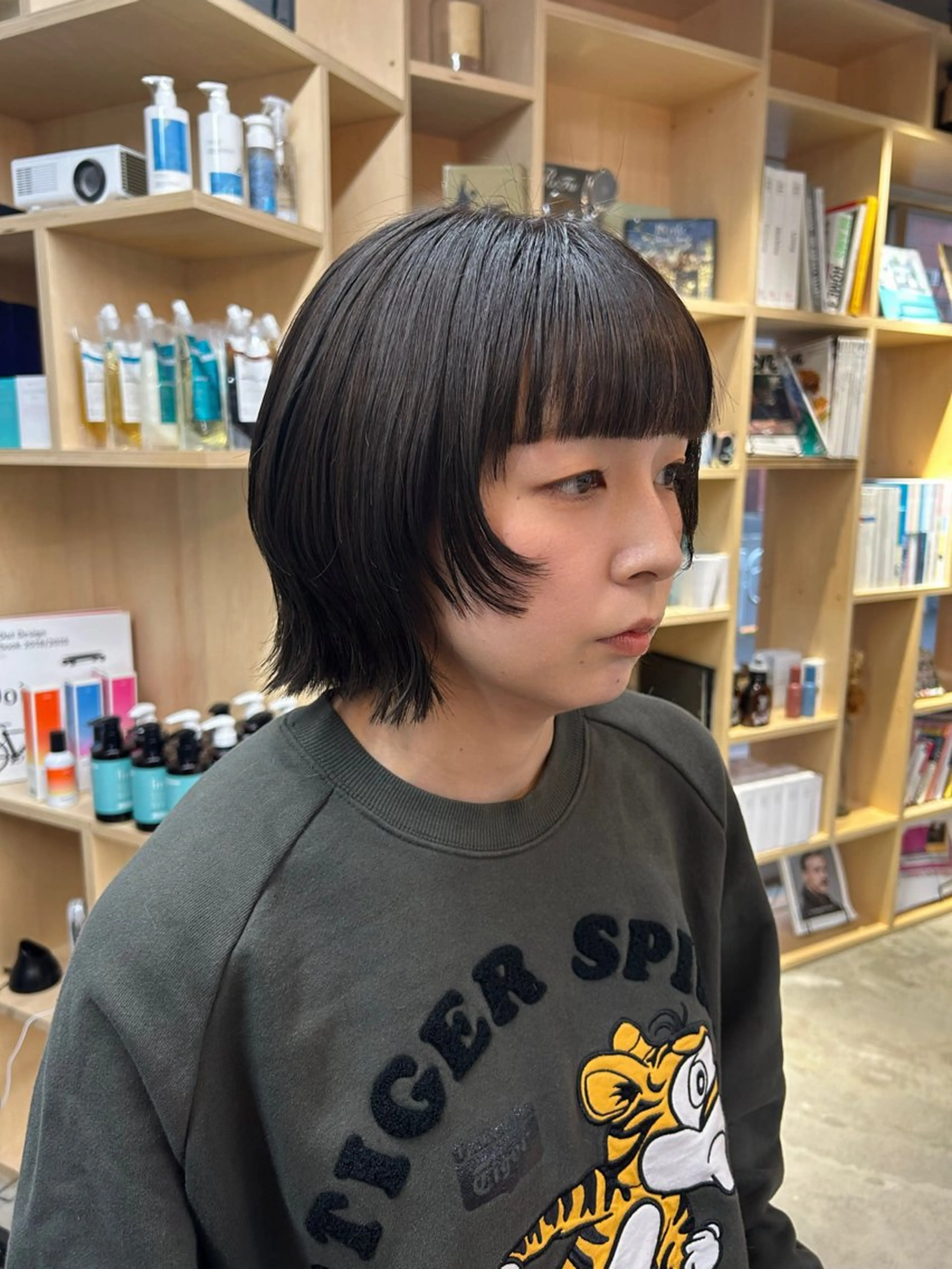 ミディアム カラー カット ROCCOeast Rukaのヘアスタイル
