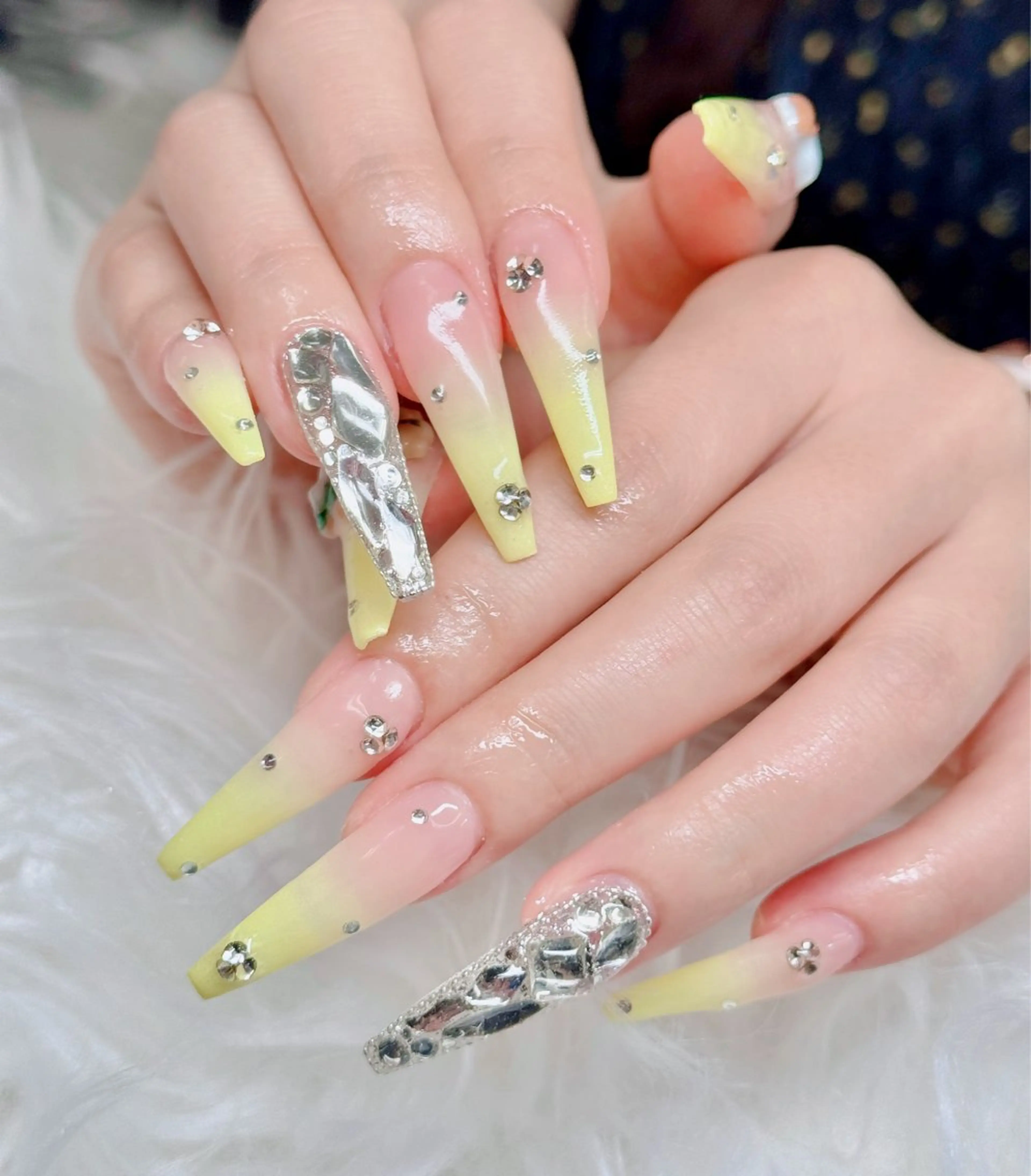 ネイル アートネイル フレンチネイル ジェルネイル 韓国ネイル マグネットネイル ハンドネイル Lenie Nail Okuboのネイルデザイン
