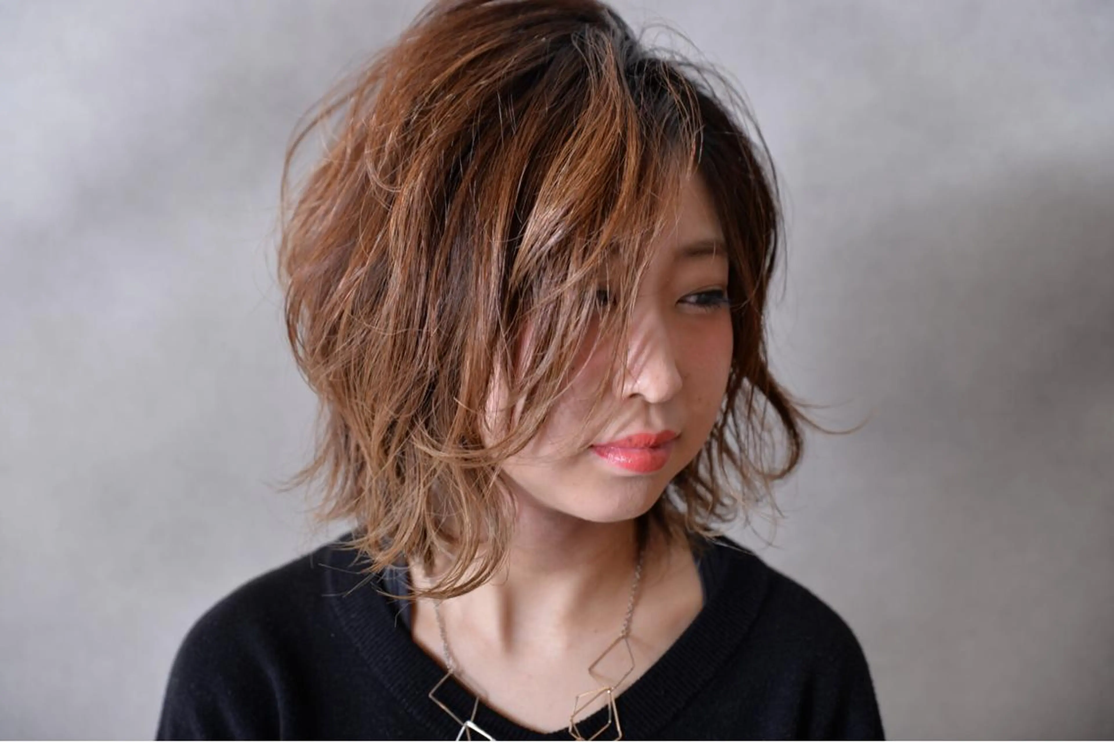セミロング GLROW haruhiのヘアスタイル