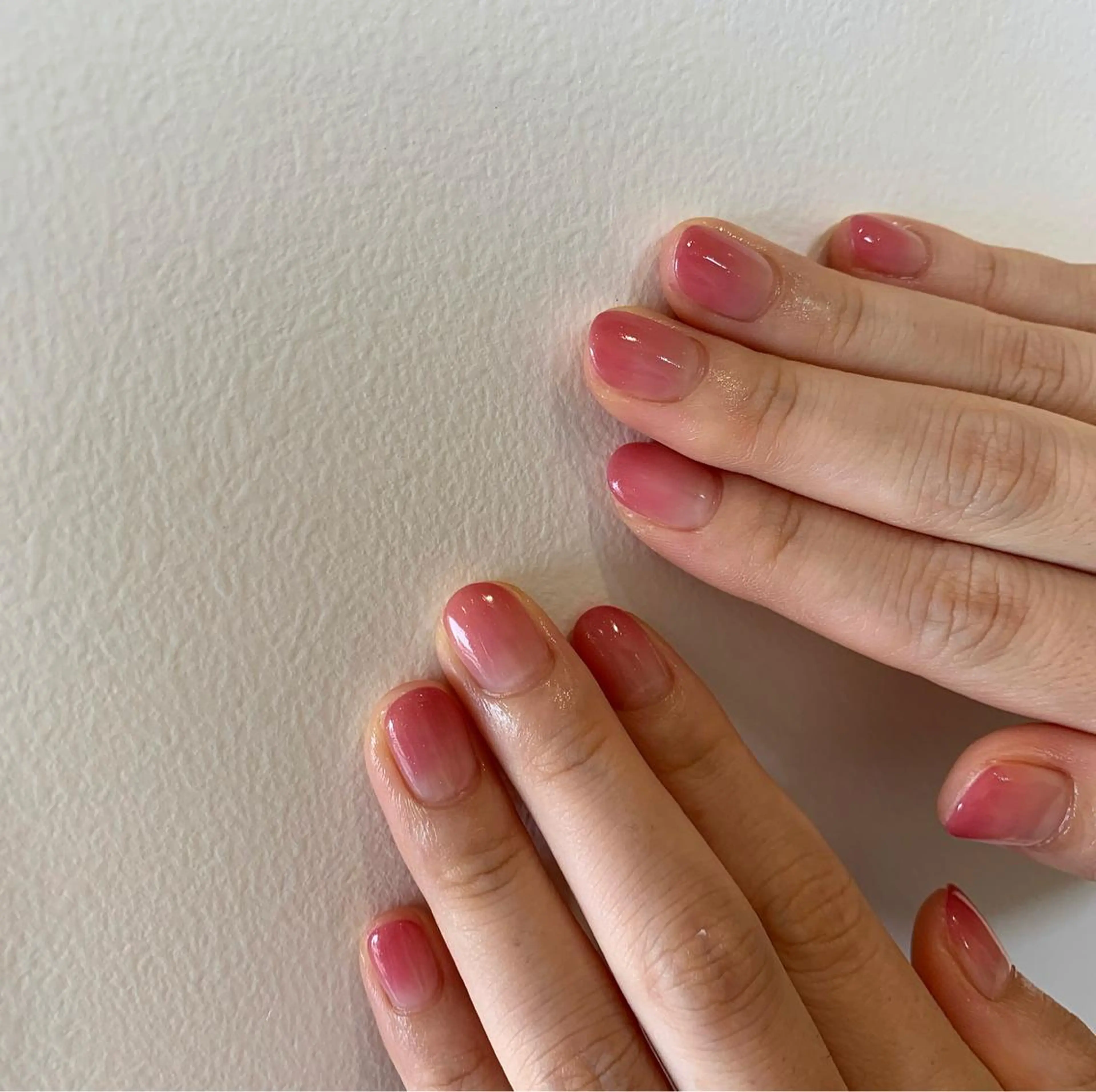 ネイル ピンク パープル 佐藤 穂乃香のネイルデザイン