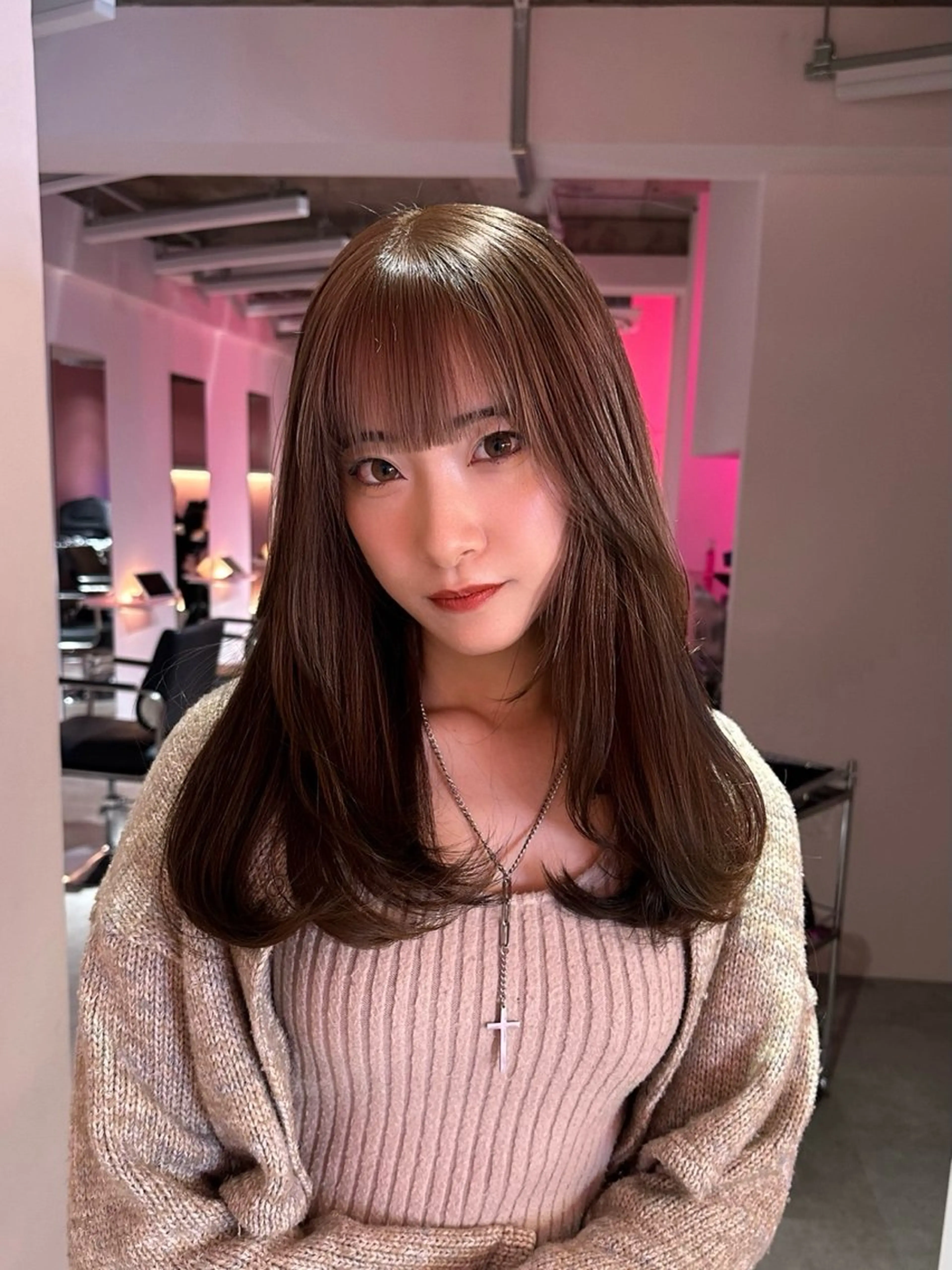 セミロング sara/名古屋 ／ハイトーンのヘアスタイル