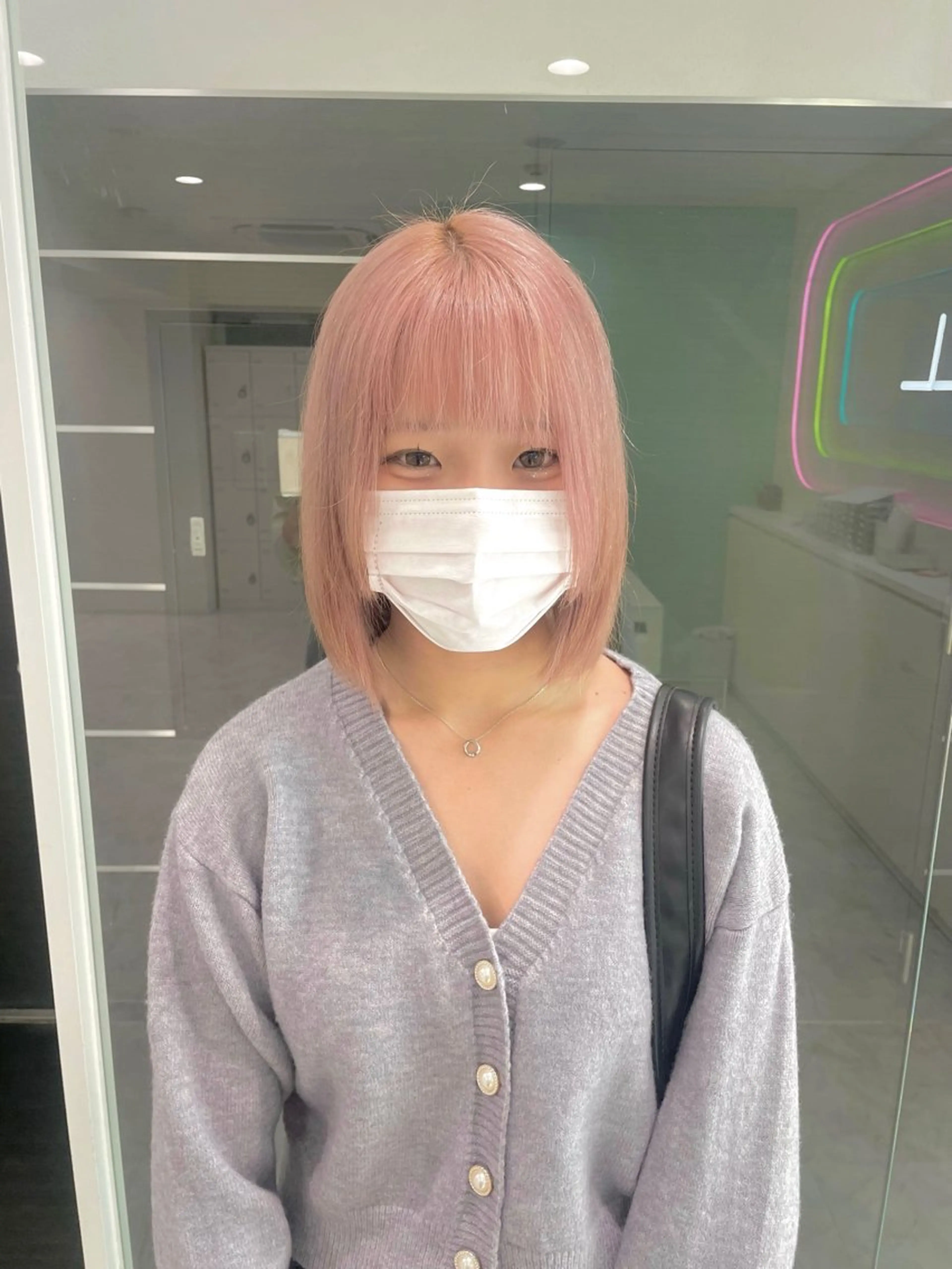 ショート カラー パーマ ヘアアレンジ メンズ ヘアカラー トリートメント ヘッドスパ 透明感カラー・レイヤ ー🎀amika🎀のヘアスタイル