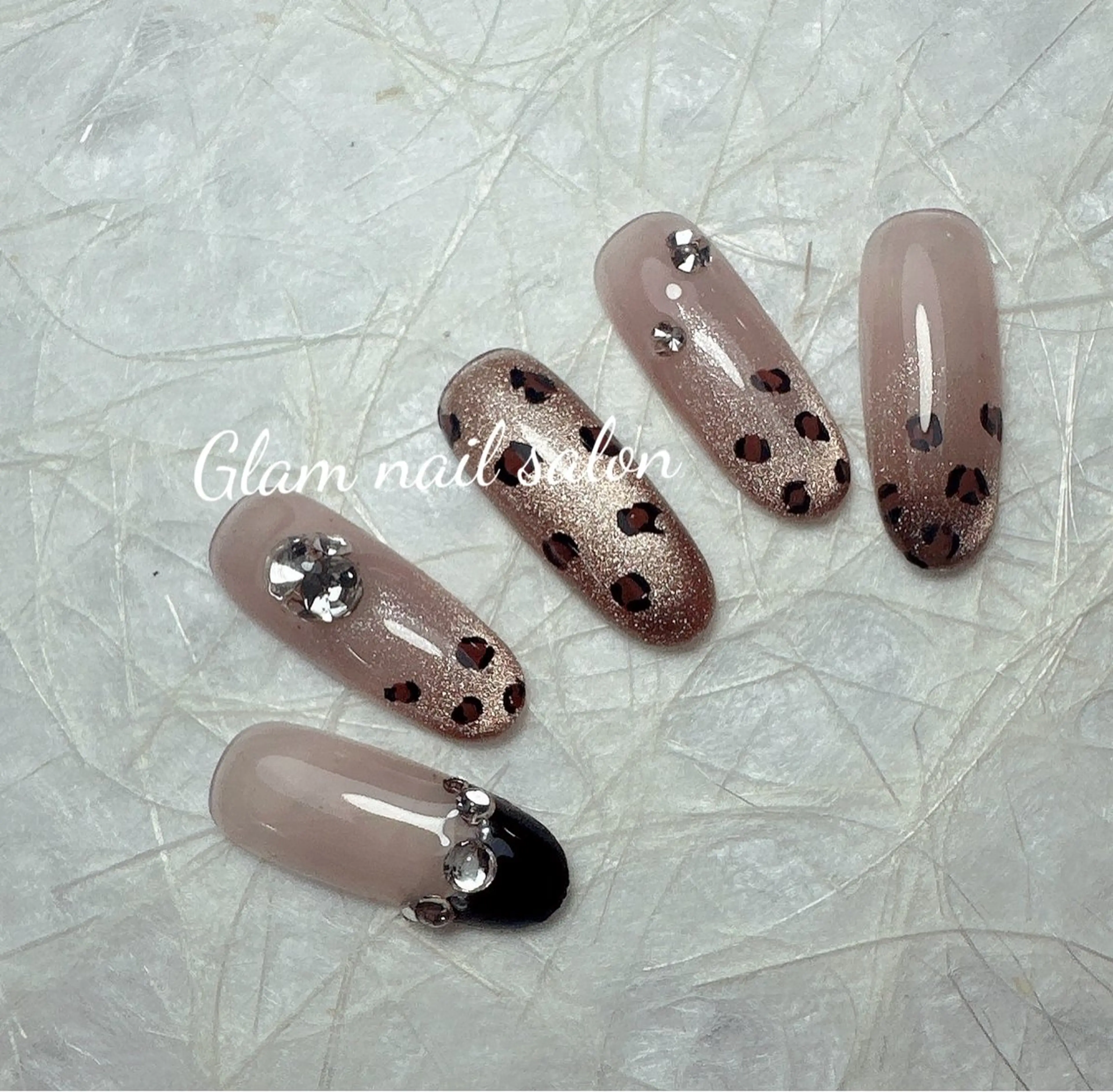 ネイル 黒田 悠香のネイルデザイン