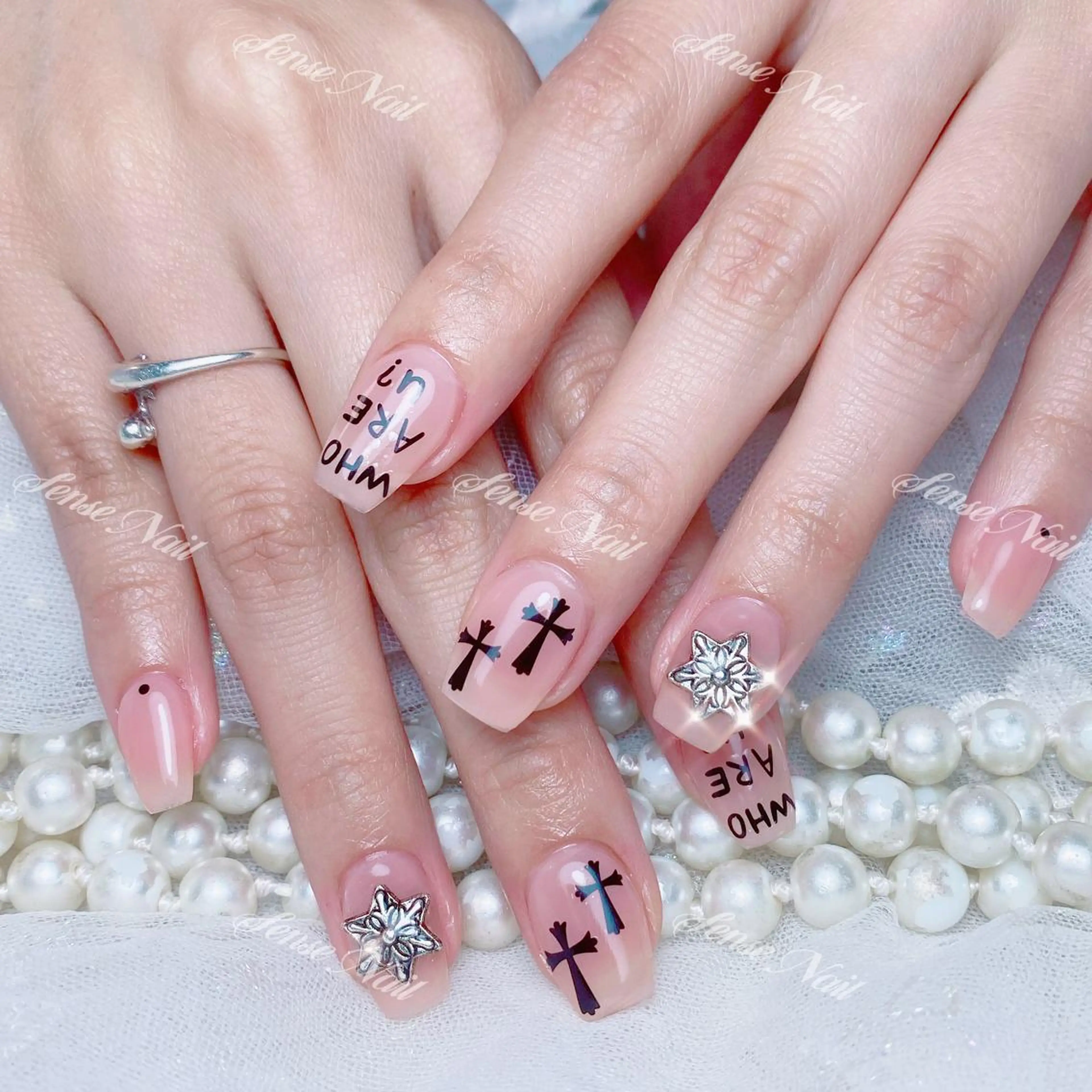 ネイル ハンドネイル Feinn Ink💕のネイルデザイン