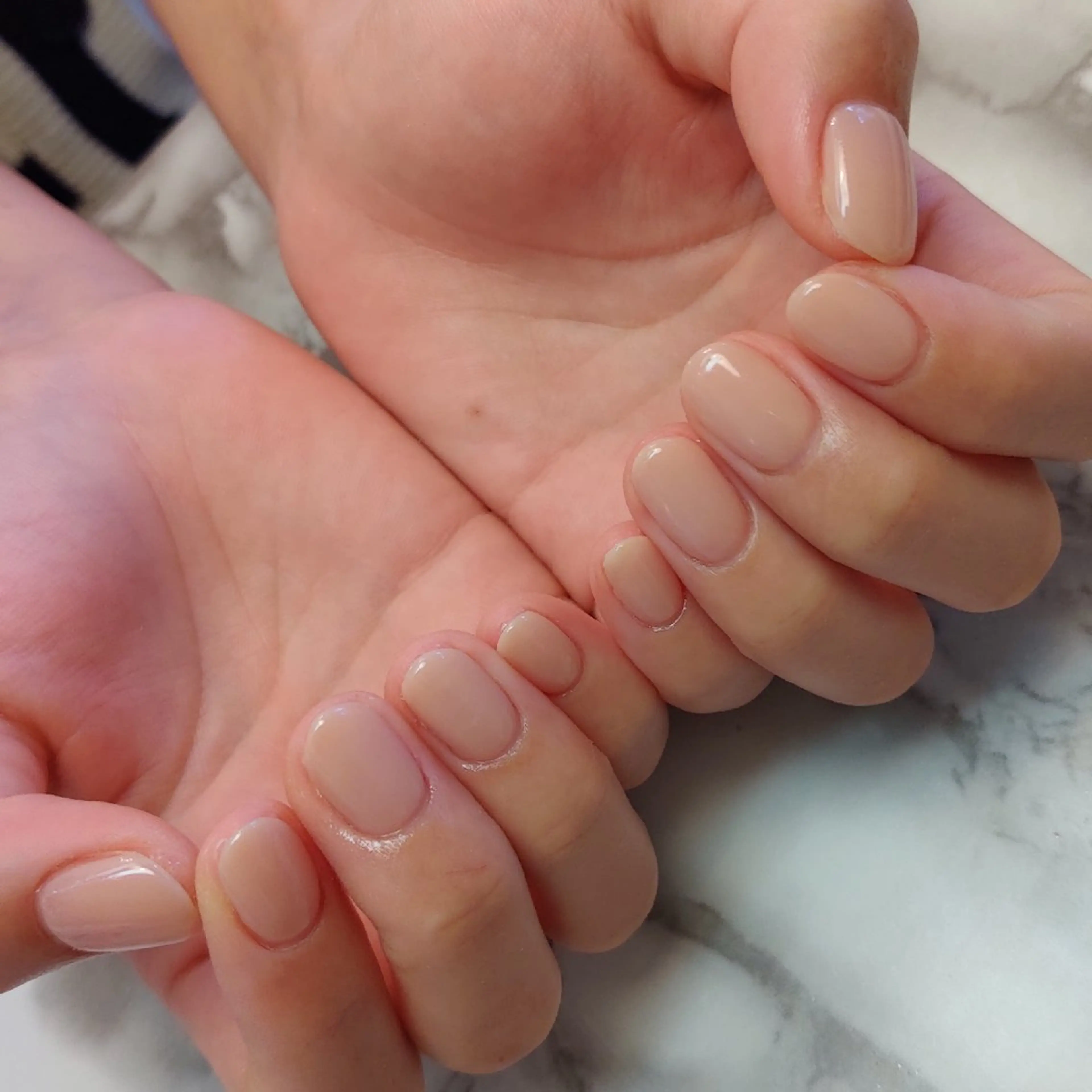 ネイル ワンカラーネイル ジェヌインネイル 河内のネイルデザイン