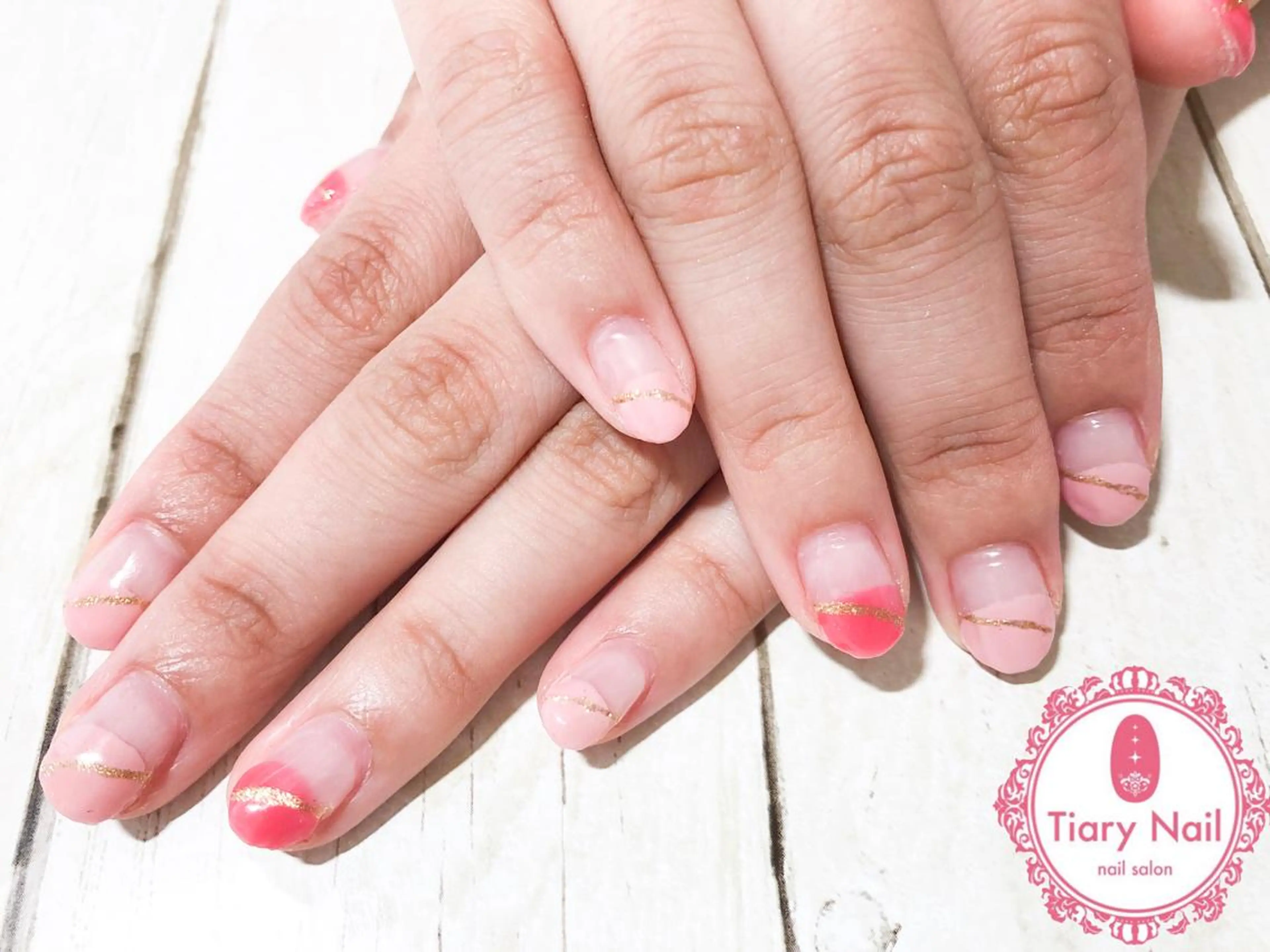 ネイル tiarynail K Kのネイルデザイン