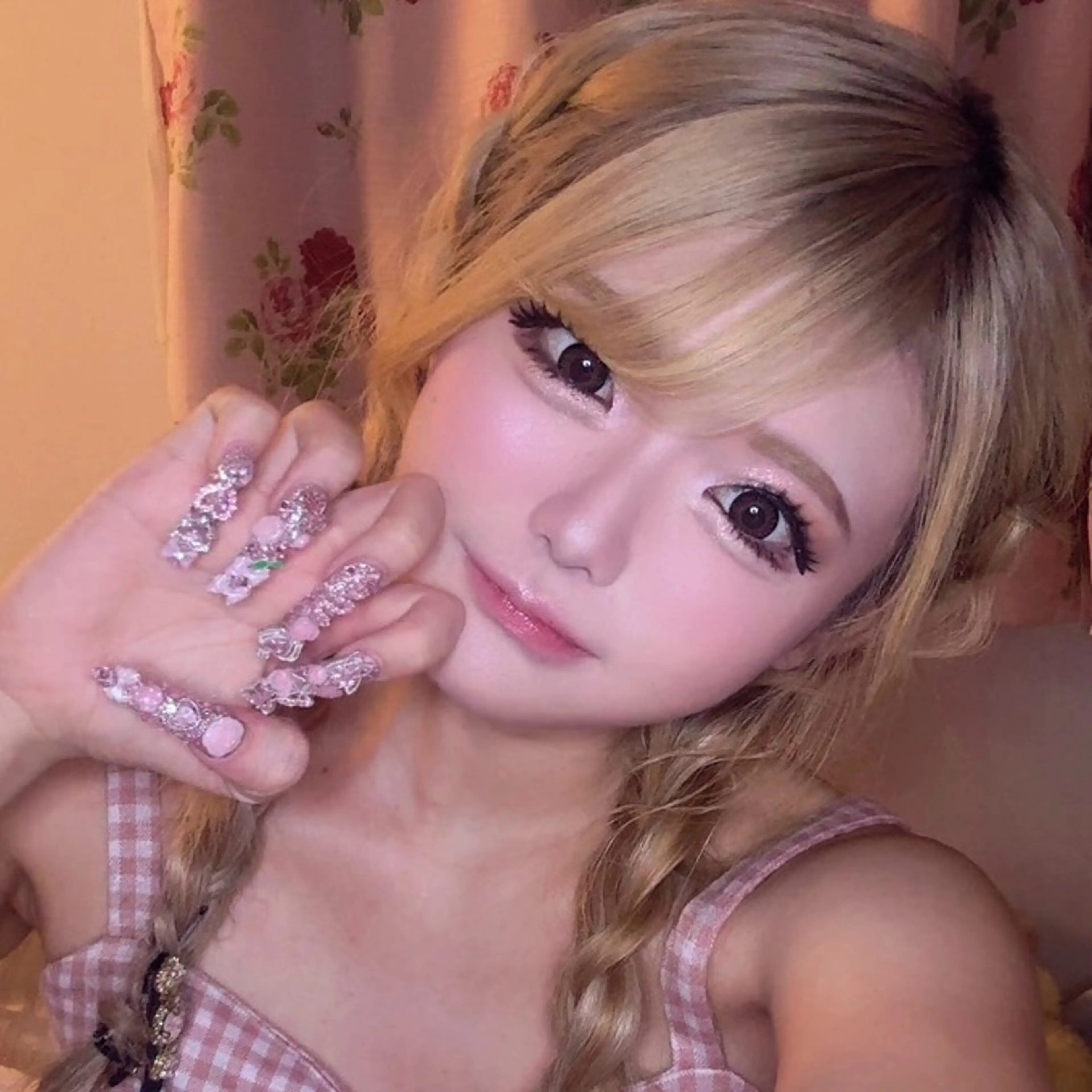 ネイル 黒川 実祐のネイルデザイン