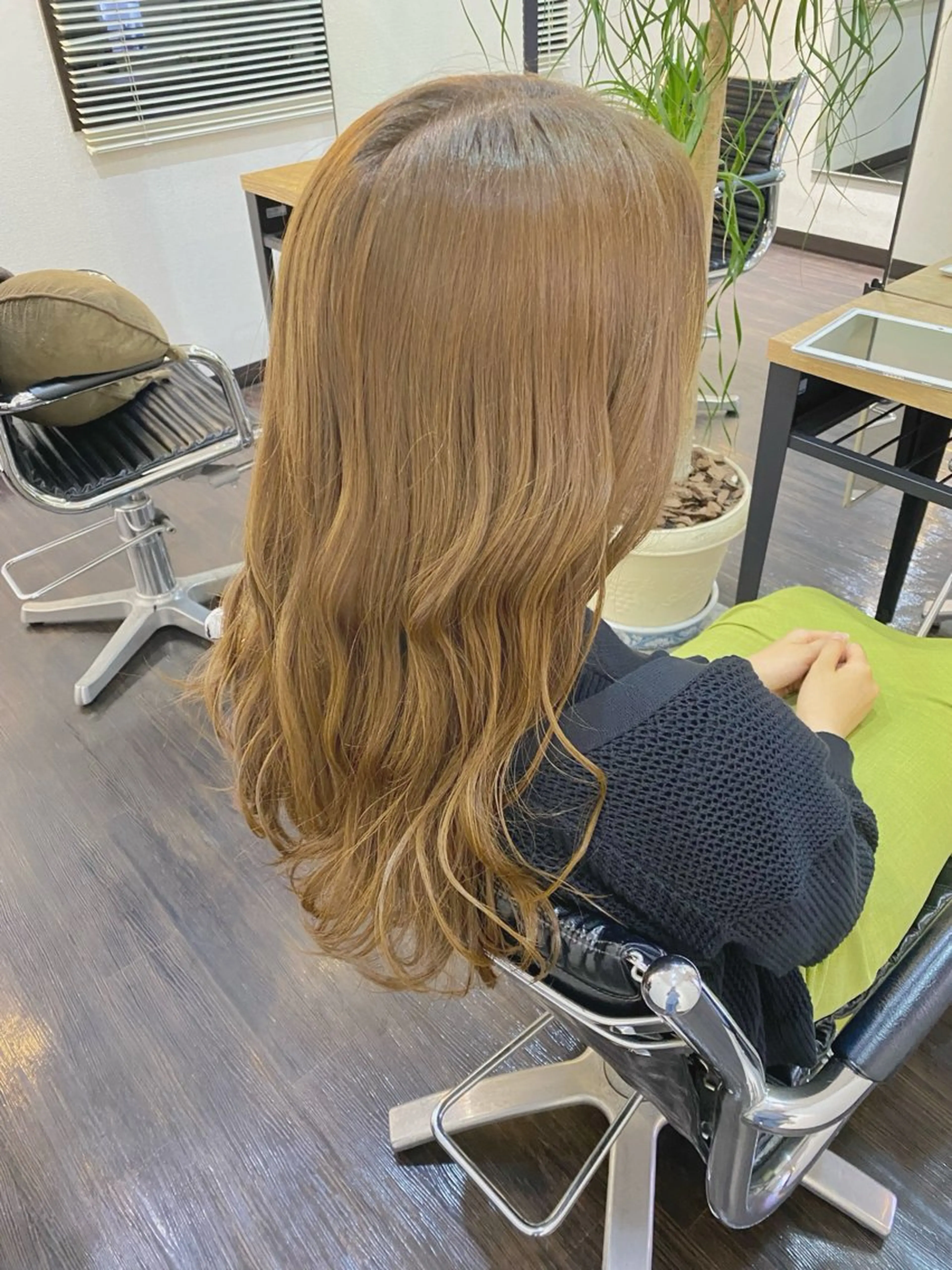 【ブリーチなし✨】似合わせカット＋ブリーチなしダブル髪質改善ケアカラー🩷の写真