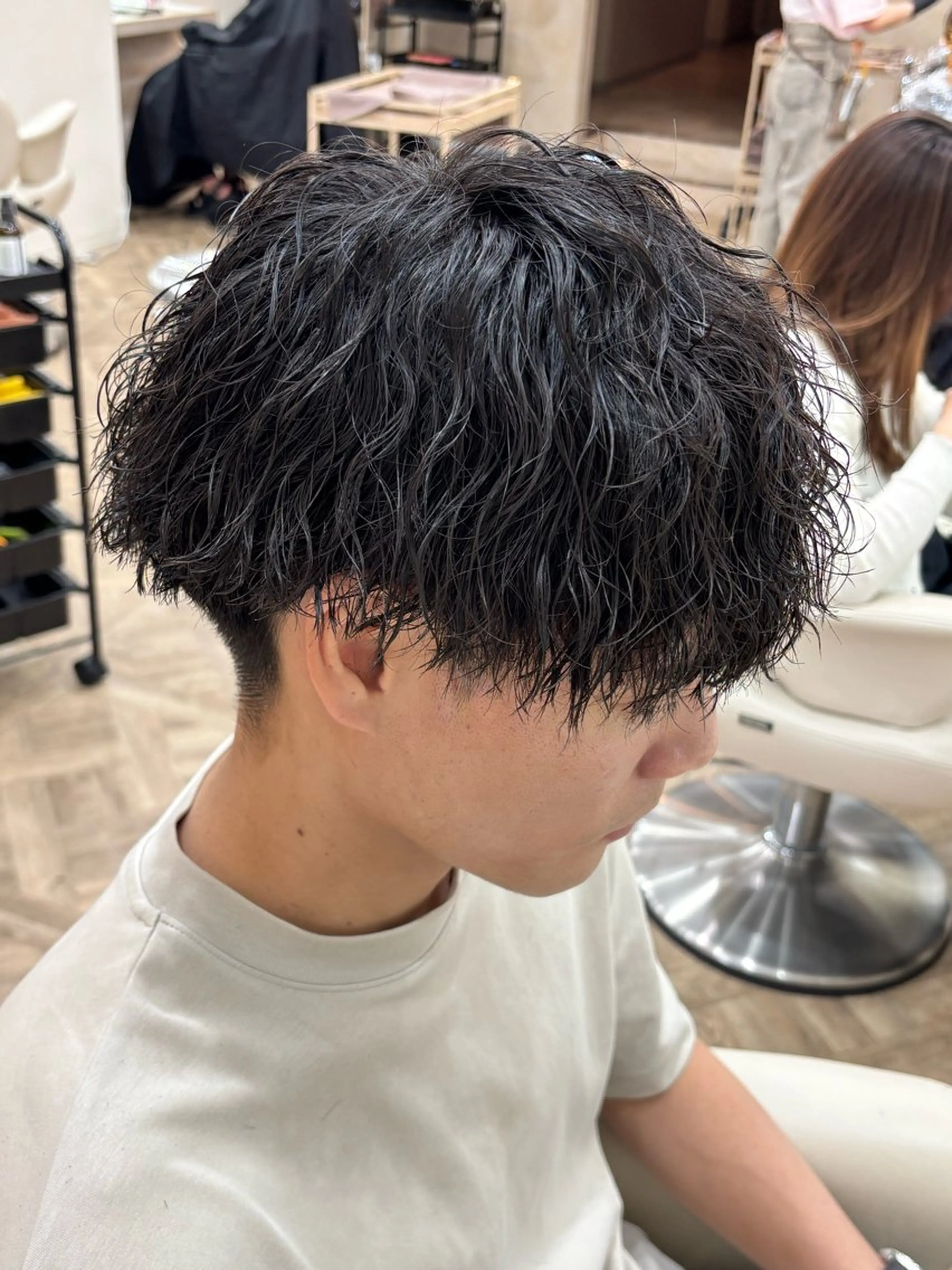 ショート パーマ メンズ カット パーマ トリートメント パーマ職人DAIKI ツイスパ/波巻きのヘアスタイル