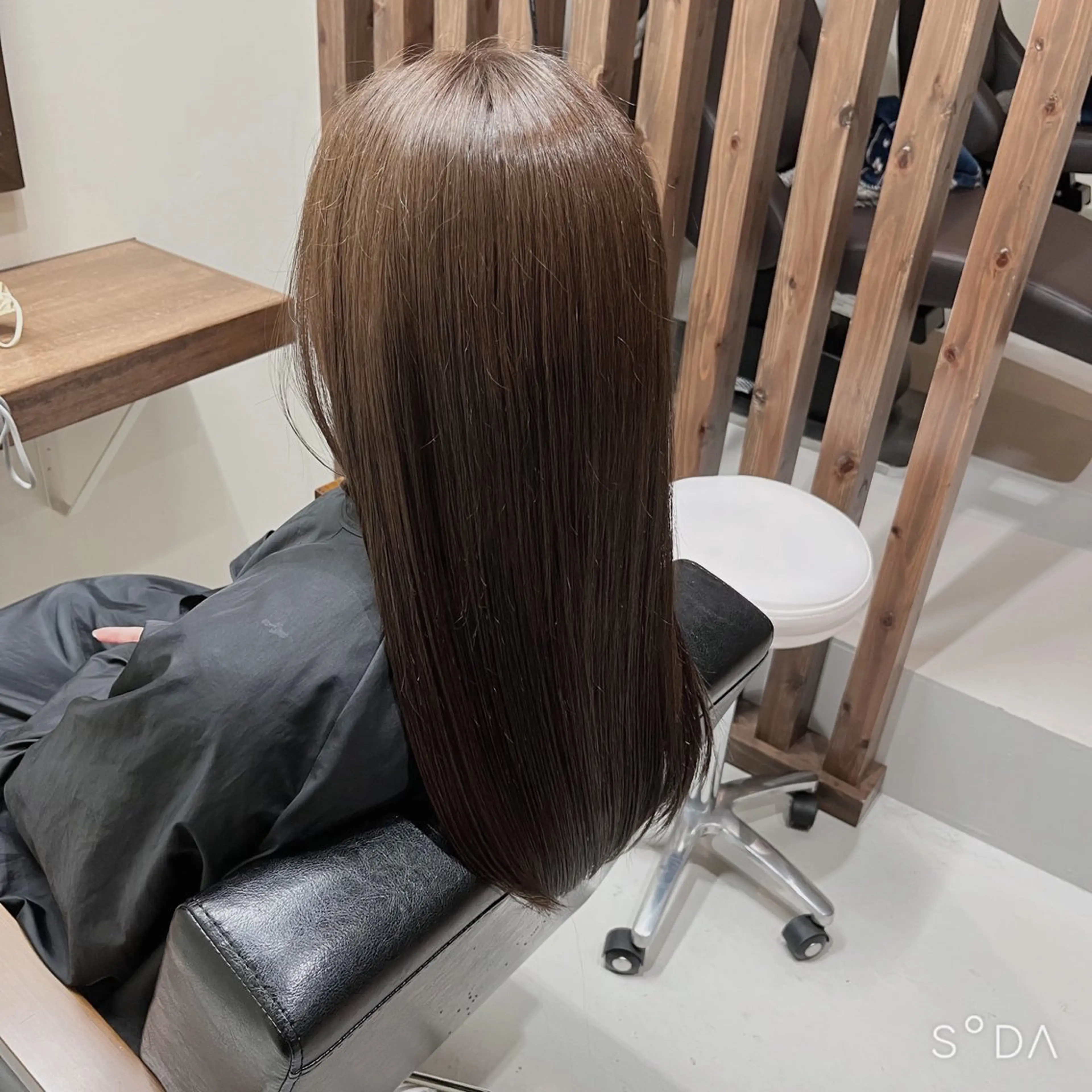 透明感カラー（ブリーチなし）トリートメント付の写真