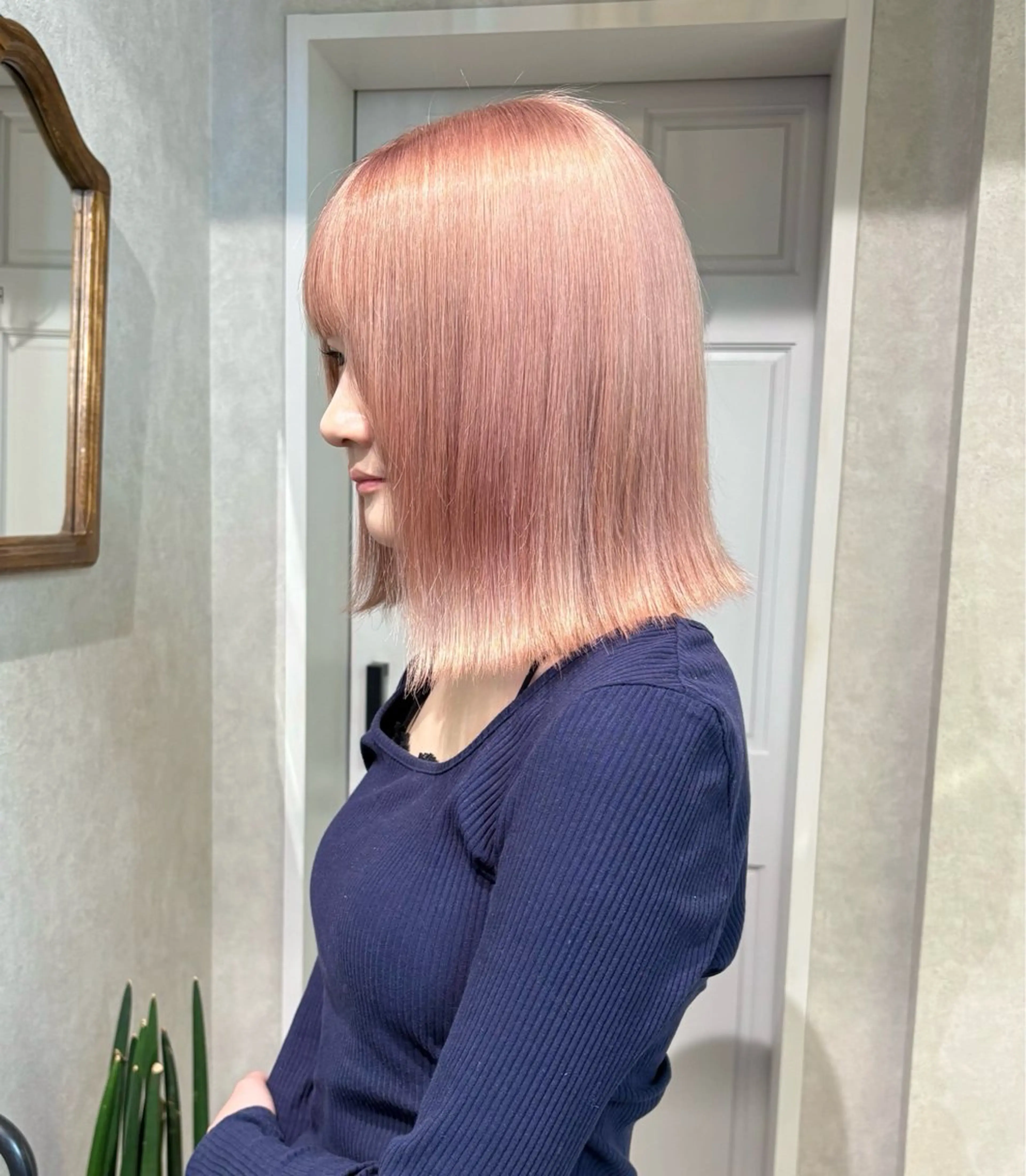 ミディアム カラー ベージュカラー ブリーチ ピンクカラー ヘアカラー 艶ハイトーン/ 輝保🤍✨のヘアスタイル