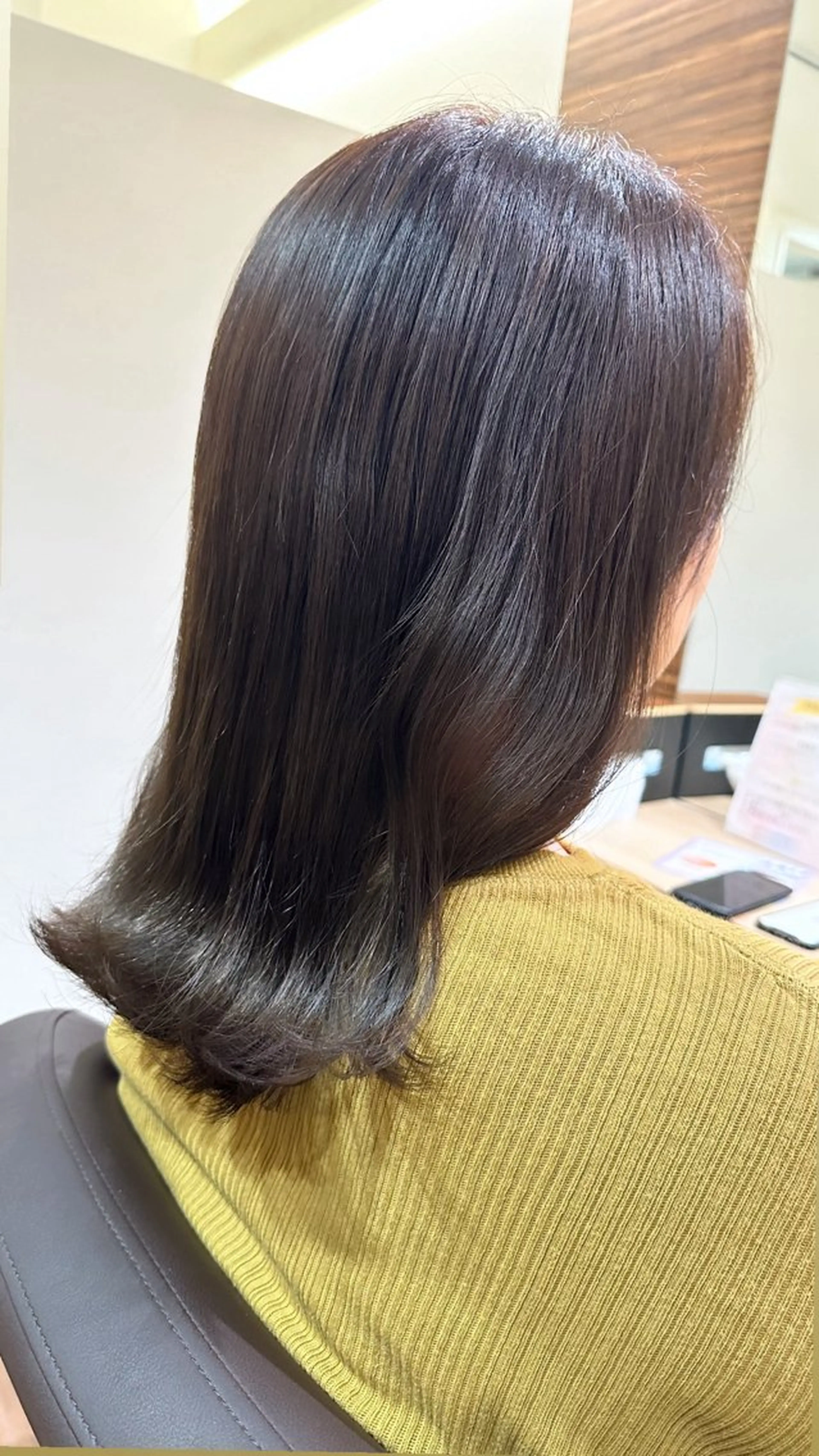 セミロング 飯塚 優希のヘアスタイル