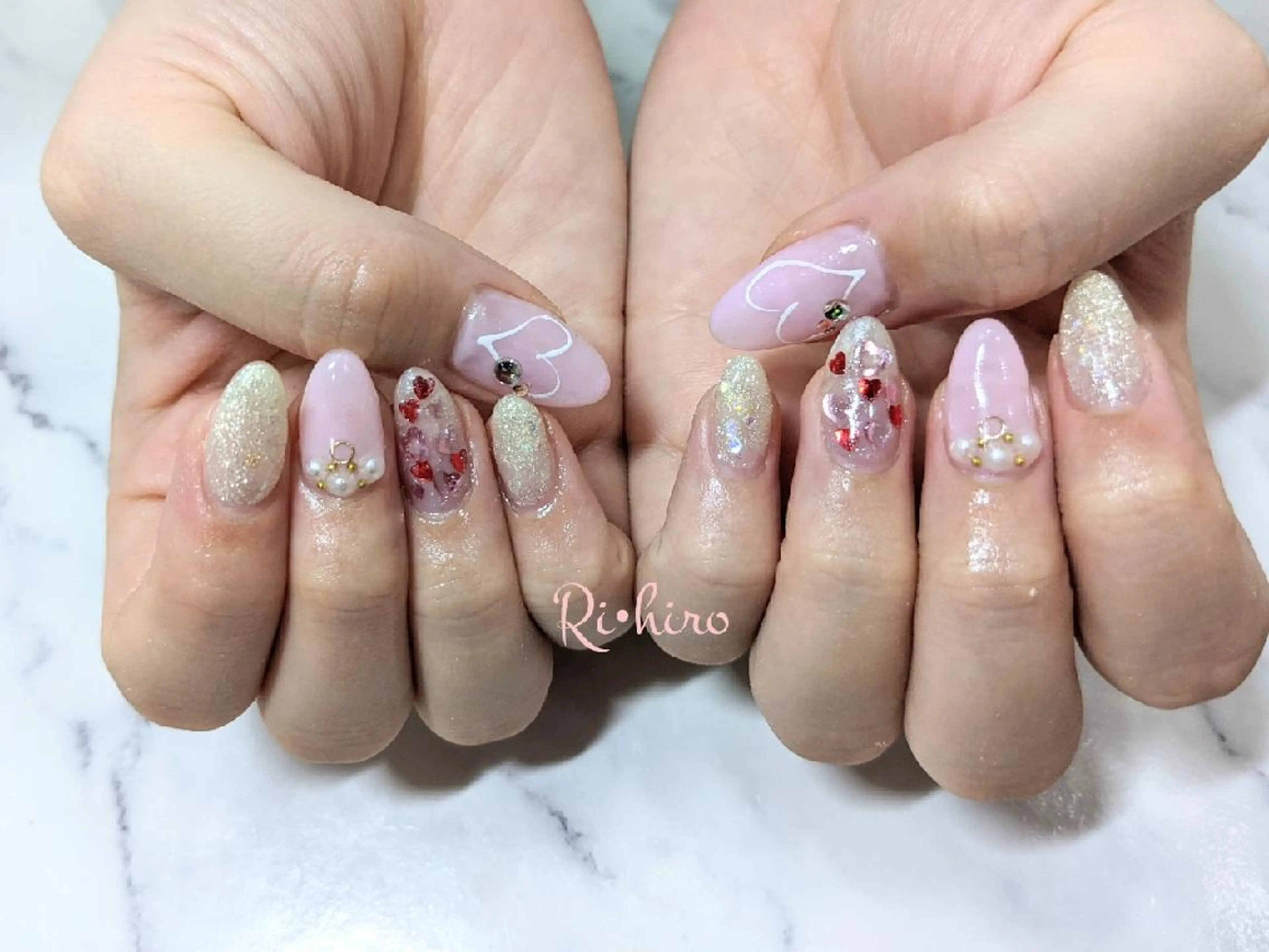 ネイル アートネイル フラワーネイル 冬ネイル ネイル&フラワーサロン〜Ri✦hiro〜鳥栖店所属・HIRATA RIEのネイルデザイン