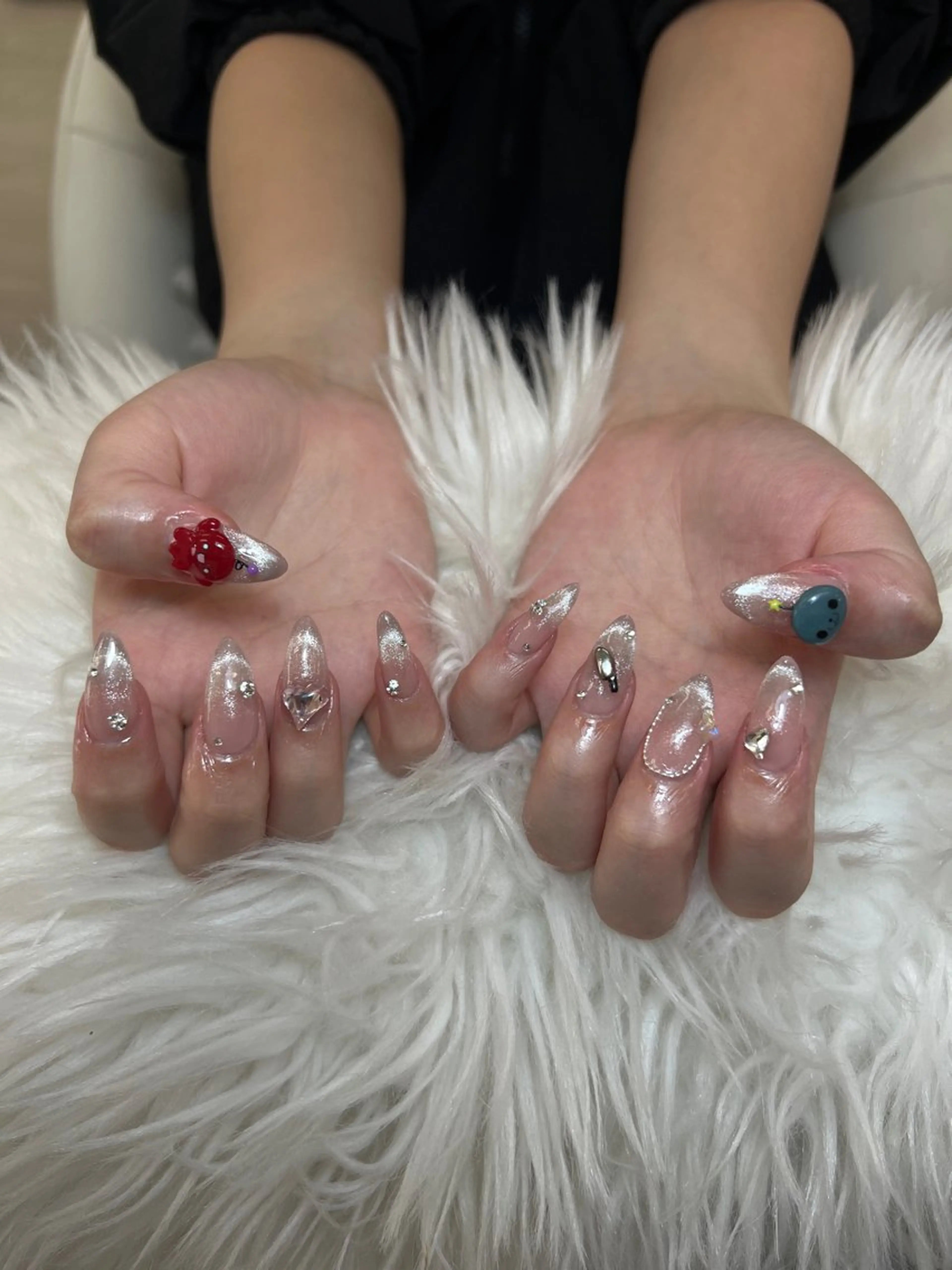 ネイル アートネイル オーロラネイル チークネイル 長さ出し フットネイル Noiranail_ studio川越西口のネイルデザイン