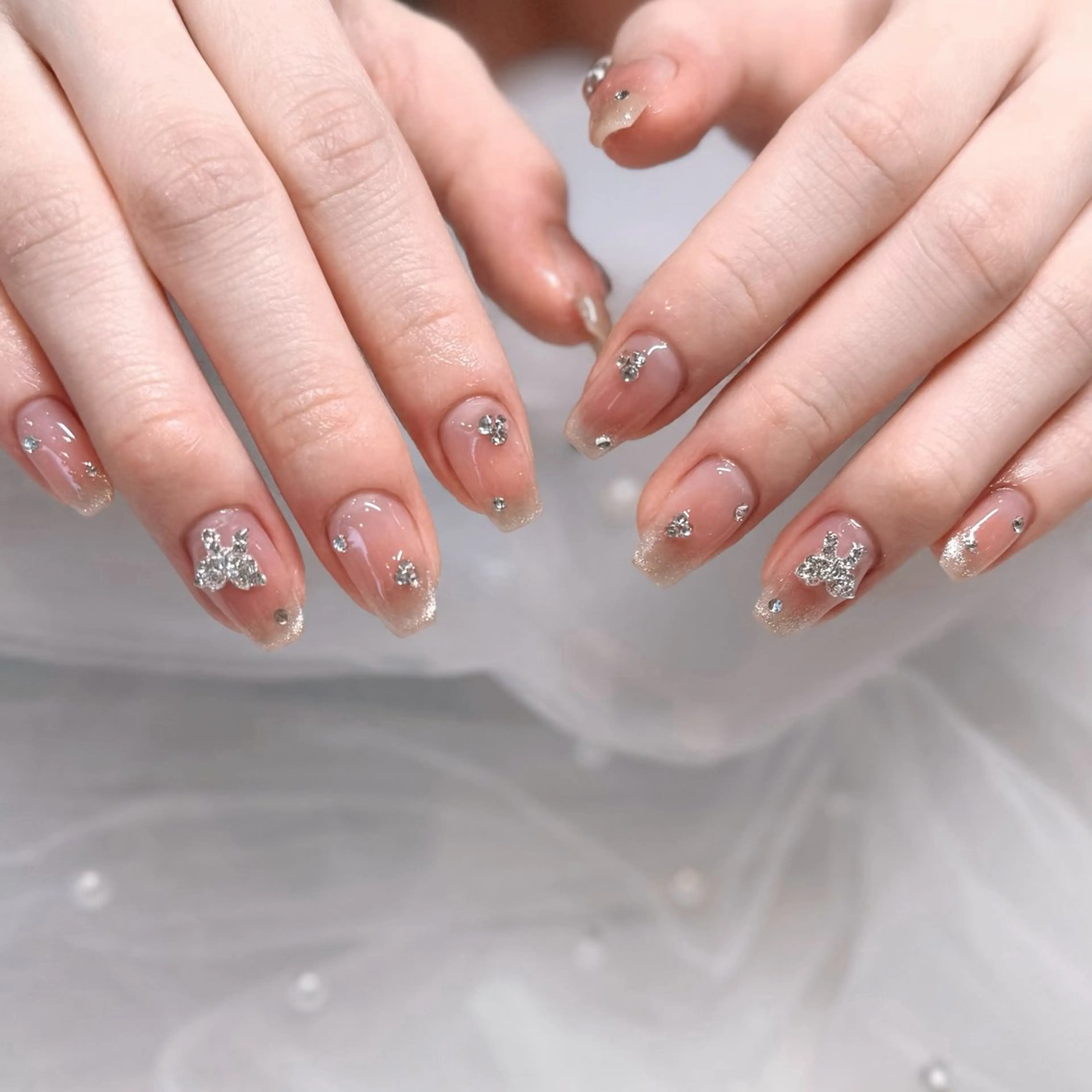 ネイル チークネイル ゴールド マグネットネイル ハンドネイル Karen 吉祥寺のネイルデザイン