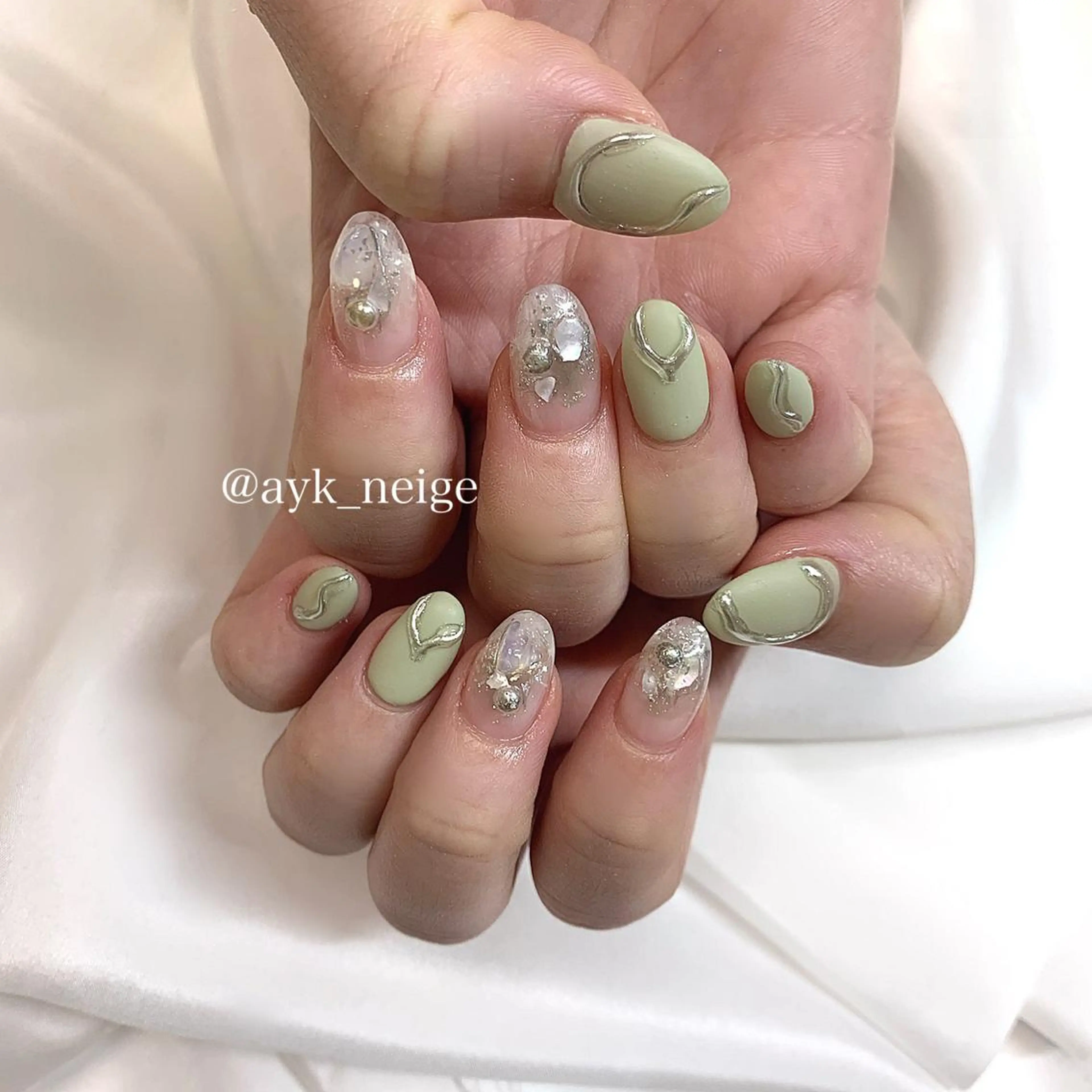 ネイル ハート 韓国ネイル 冬ネイル n'eige nail所属・大谷 綾香のネイルデザイン