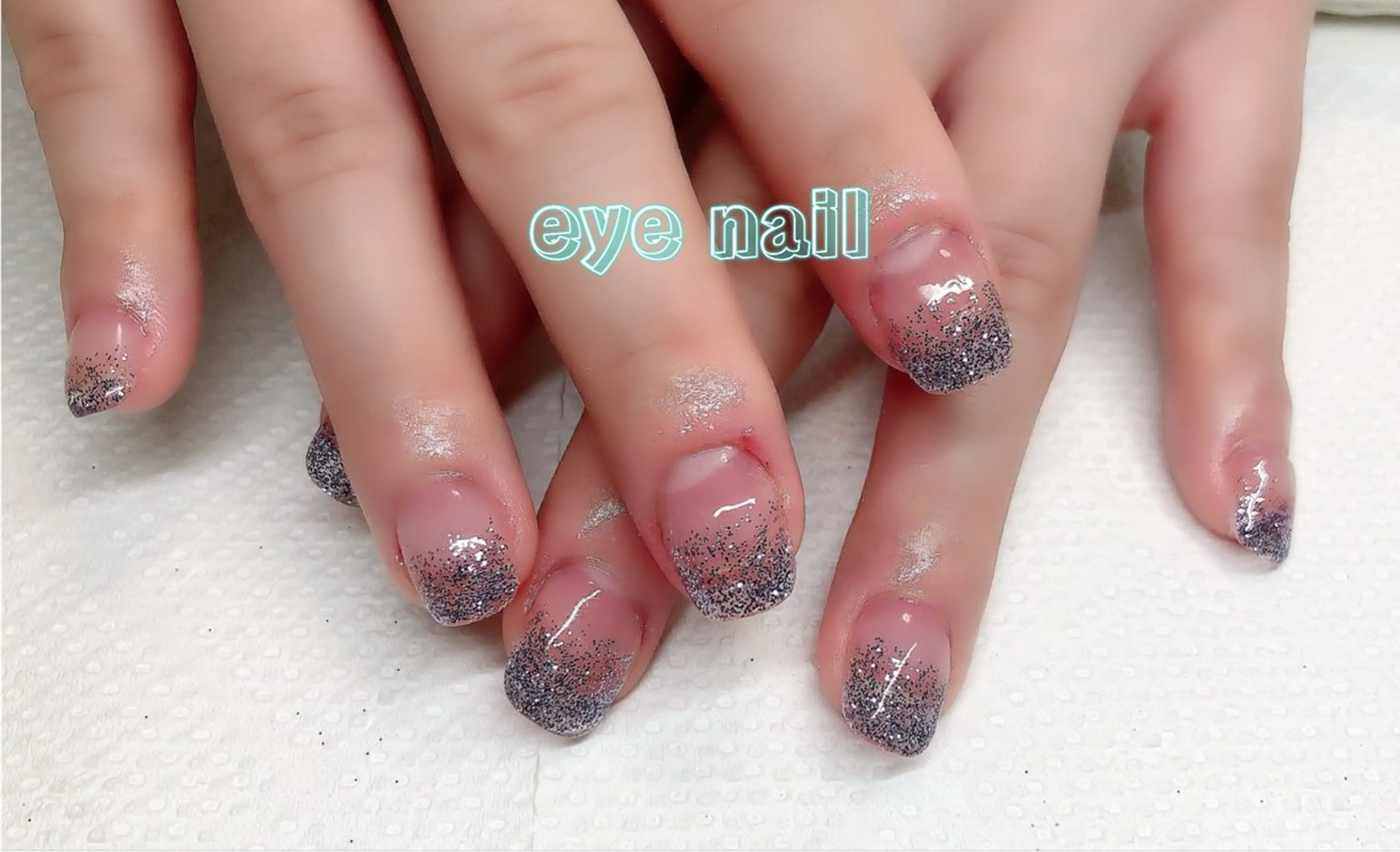 ネイル ブルー 長さ出し ジェルネイル グラデーション ラメ(グリッター) Eye nailのネイルデザイン