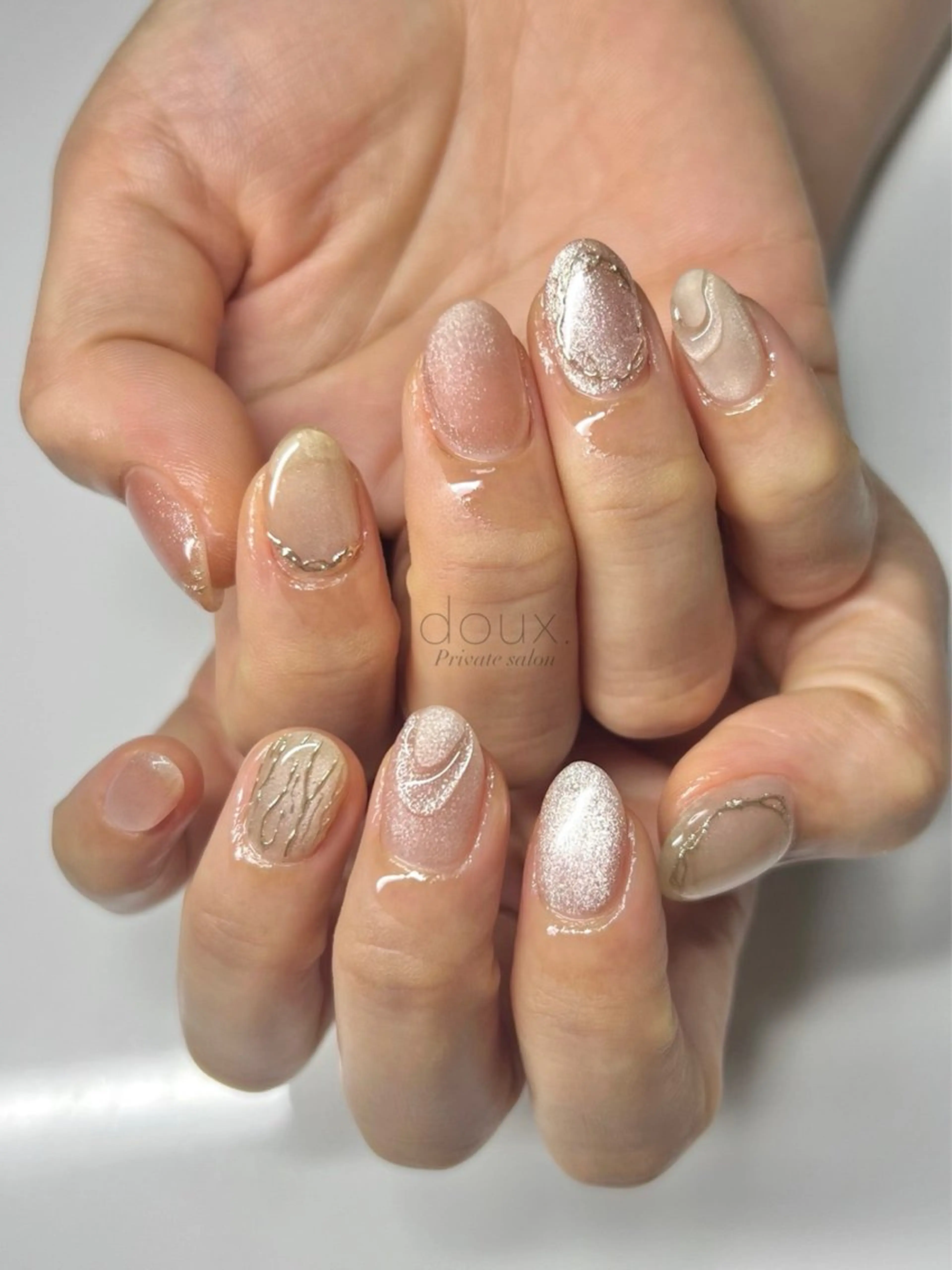 ネイル 韓国ネイル マグネットネイル マットネイル ミラーネイル オフィスネイル ハンドネイル doux. nailのネイルデザイン