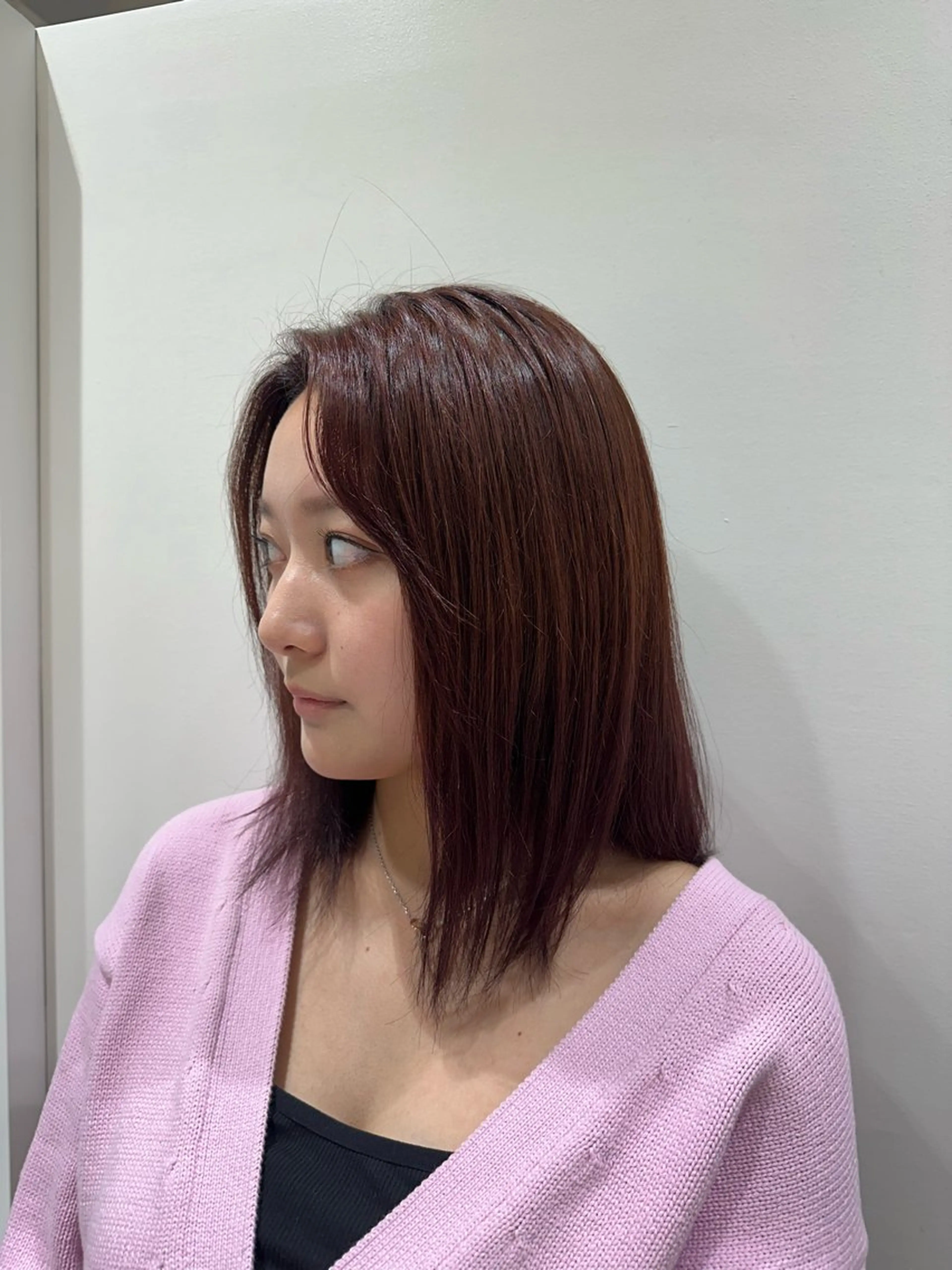 ミディアム カラー behive  駅前店所属・髙橋 百花のヘアスタイル