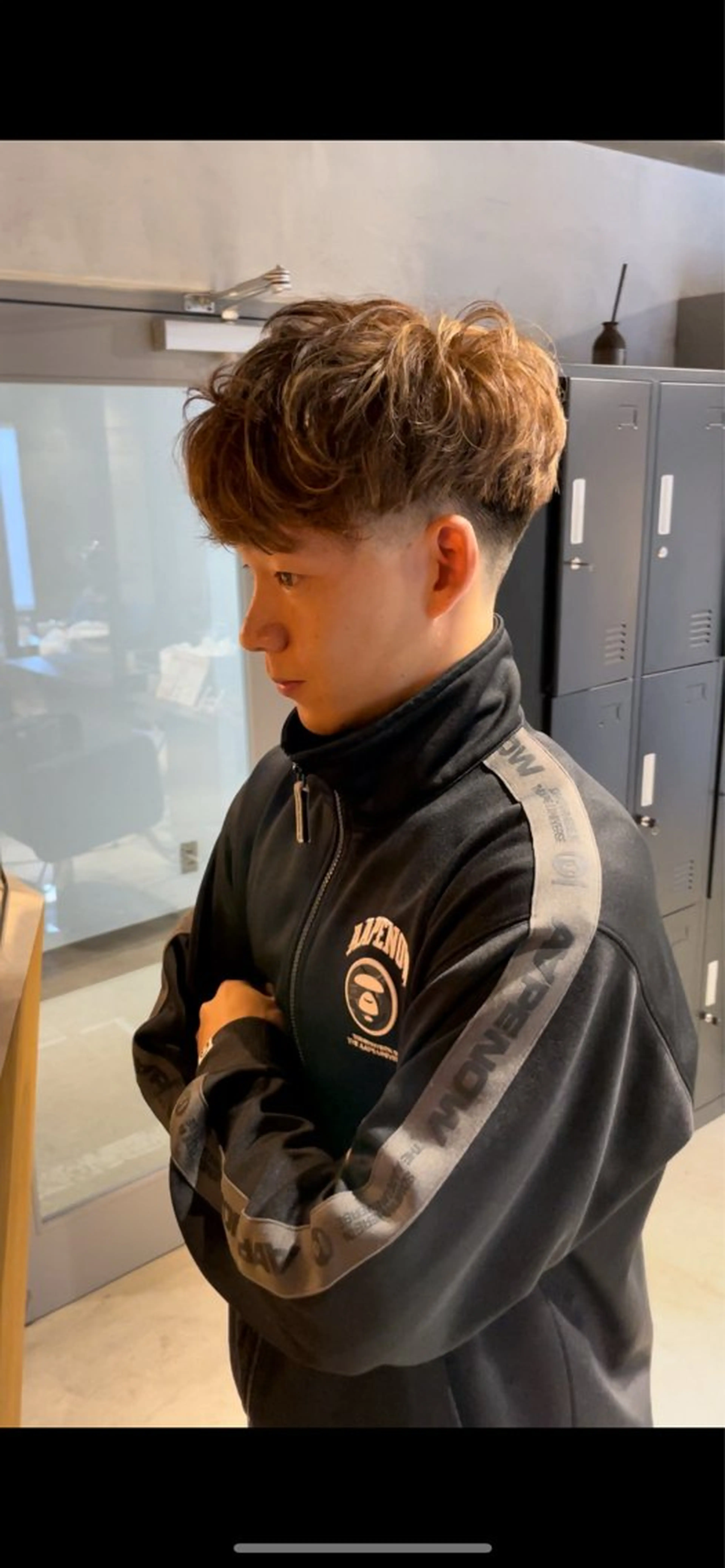 ミディアム カラー パーマ ヘアアレンジ メンズ ミディアムパーマ メンズハイライト メンズパーマ ハイライトカラー ハイライト カット パーマ トリートメント メンズ特化 しゅうへいのヘアスタイル