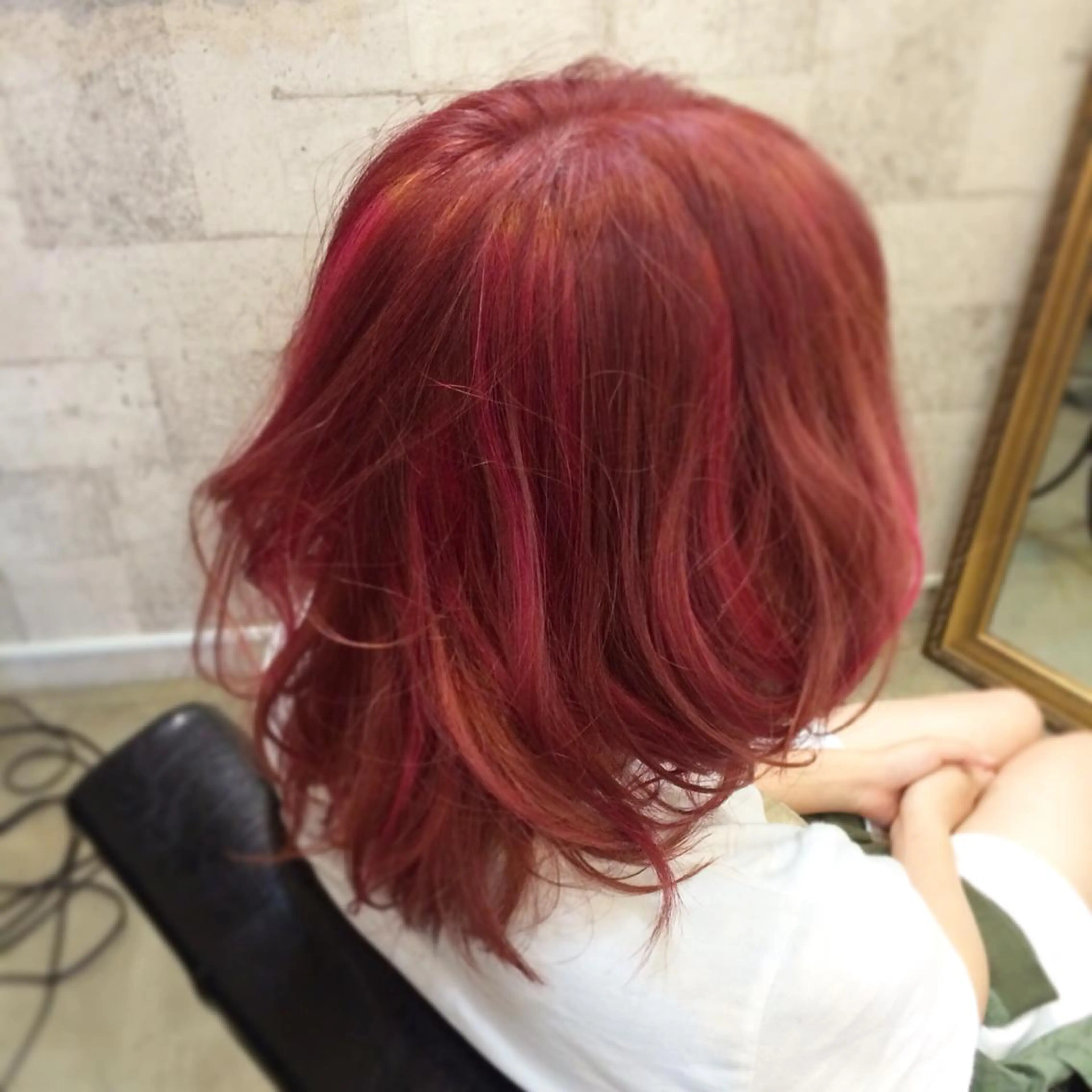 ミディアム カラー ピンクカラー インナーカラー/天神 ブリーチ/吉田のヘアスタイル