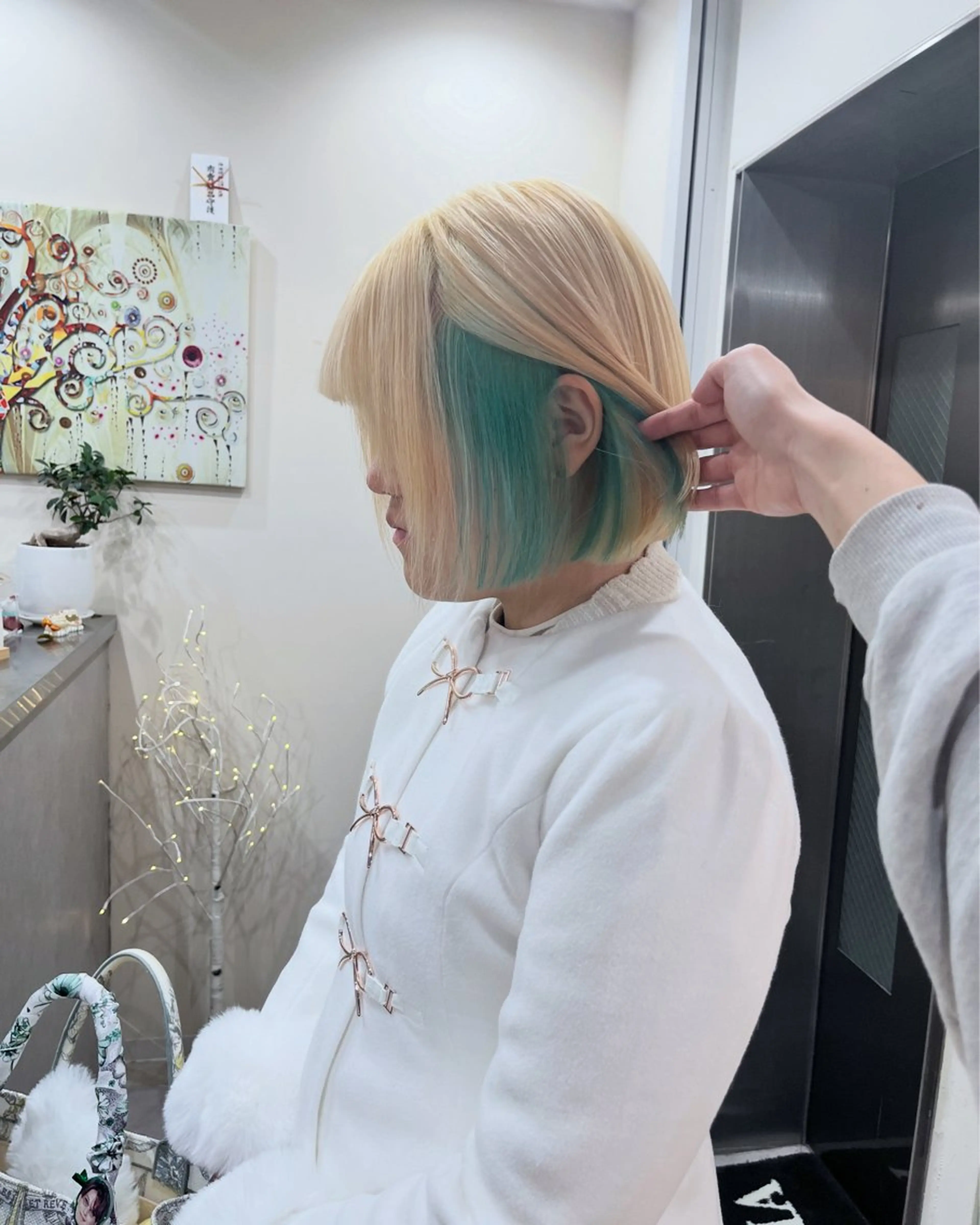 ショート 🌈ハイトーン/ ワタル🌈のヘアスタイル