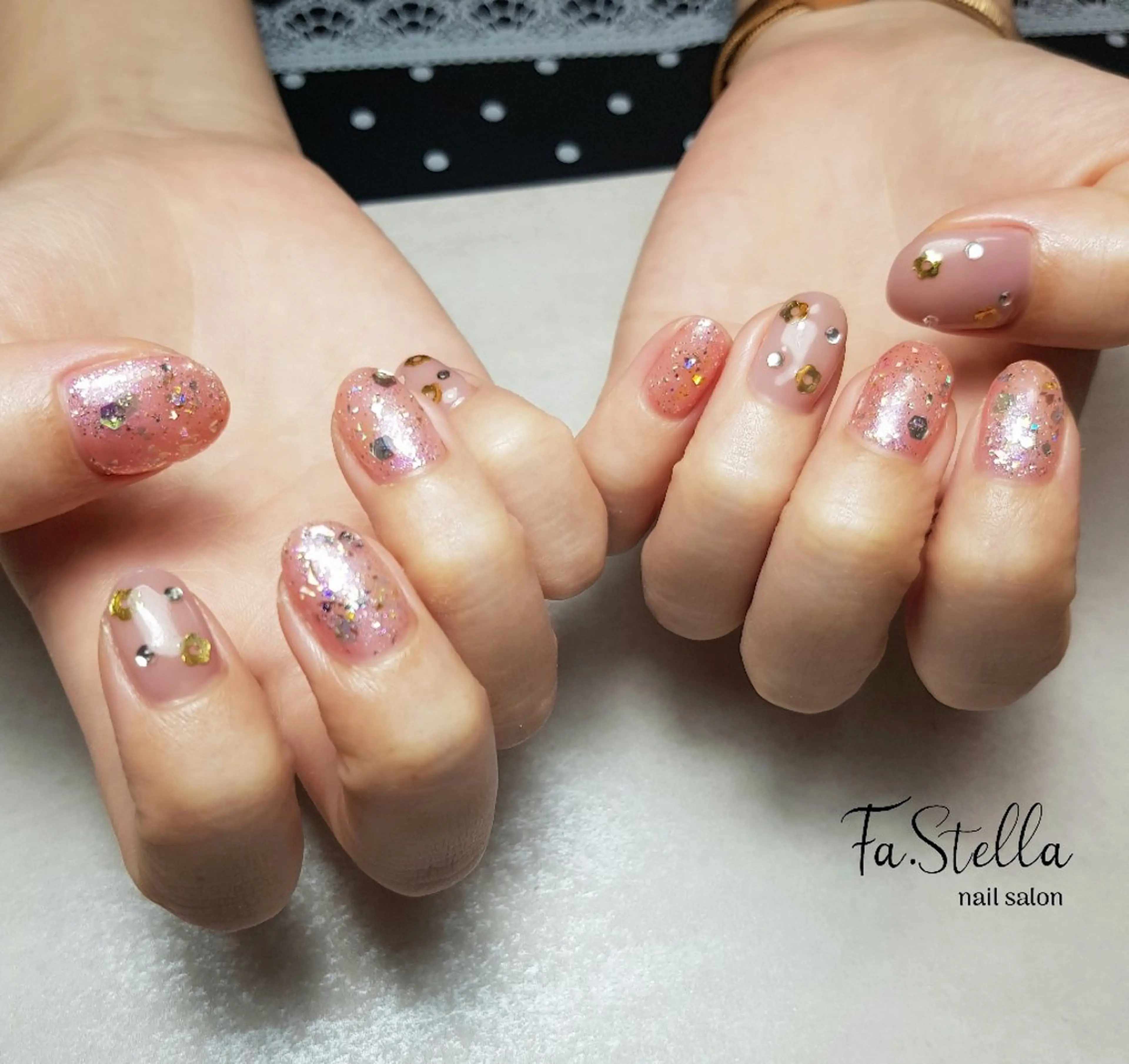ネイル キラキラネイル ピンク ハンドネイル Fa.Stella ファステラ のネイルデザイン