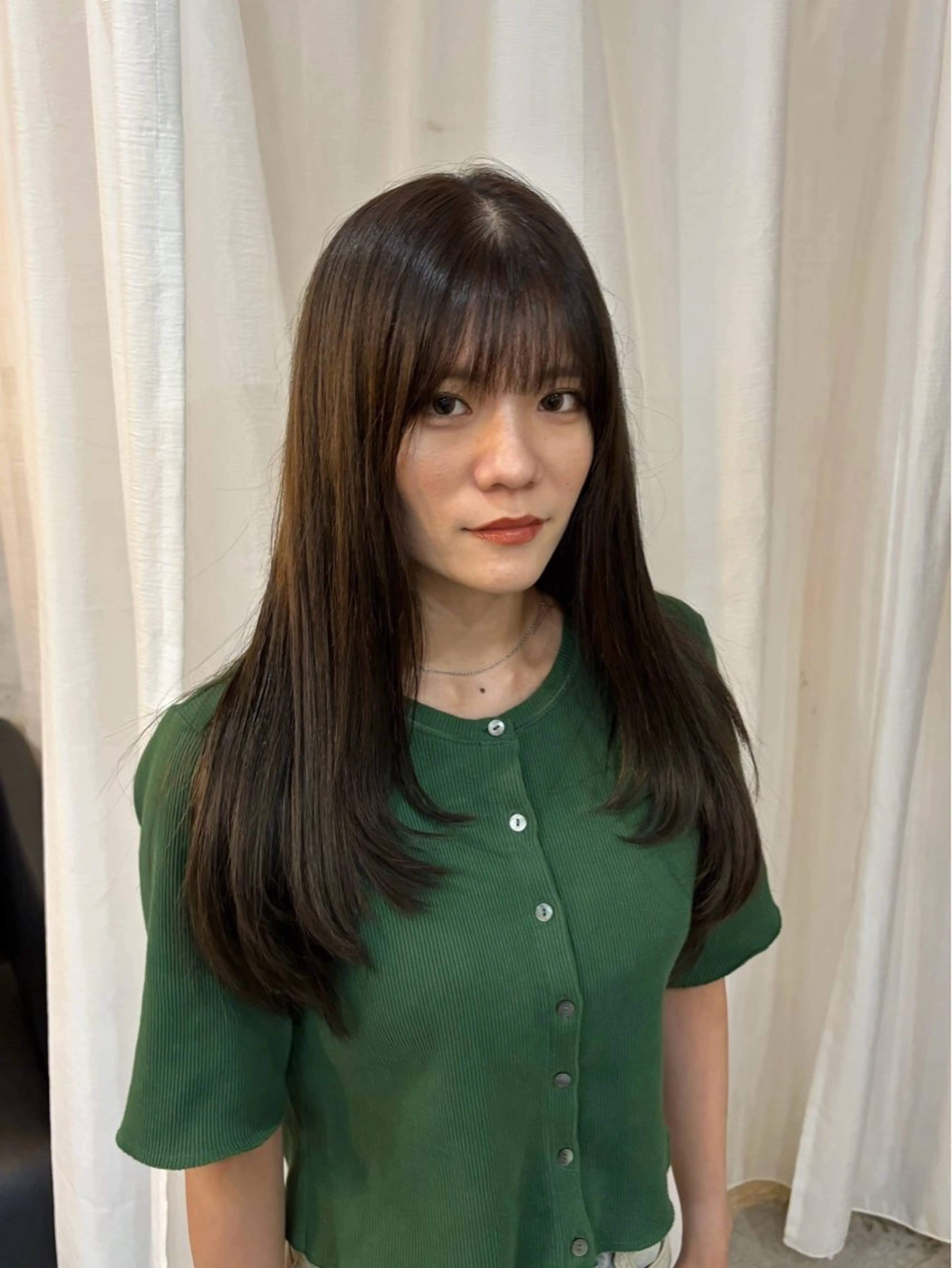 ロング カラー ベージュカラー オリーブベージュ レイヤーカット カット ヘアカラー トリートメント ボブ/可愛いスタイル ⠀ゆらのヘアスタイル