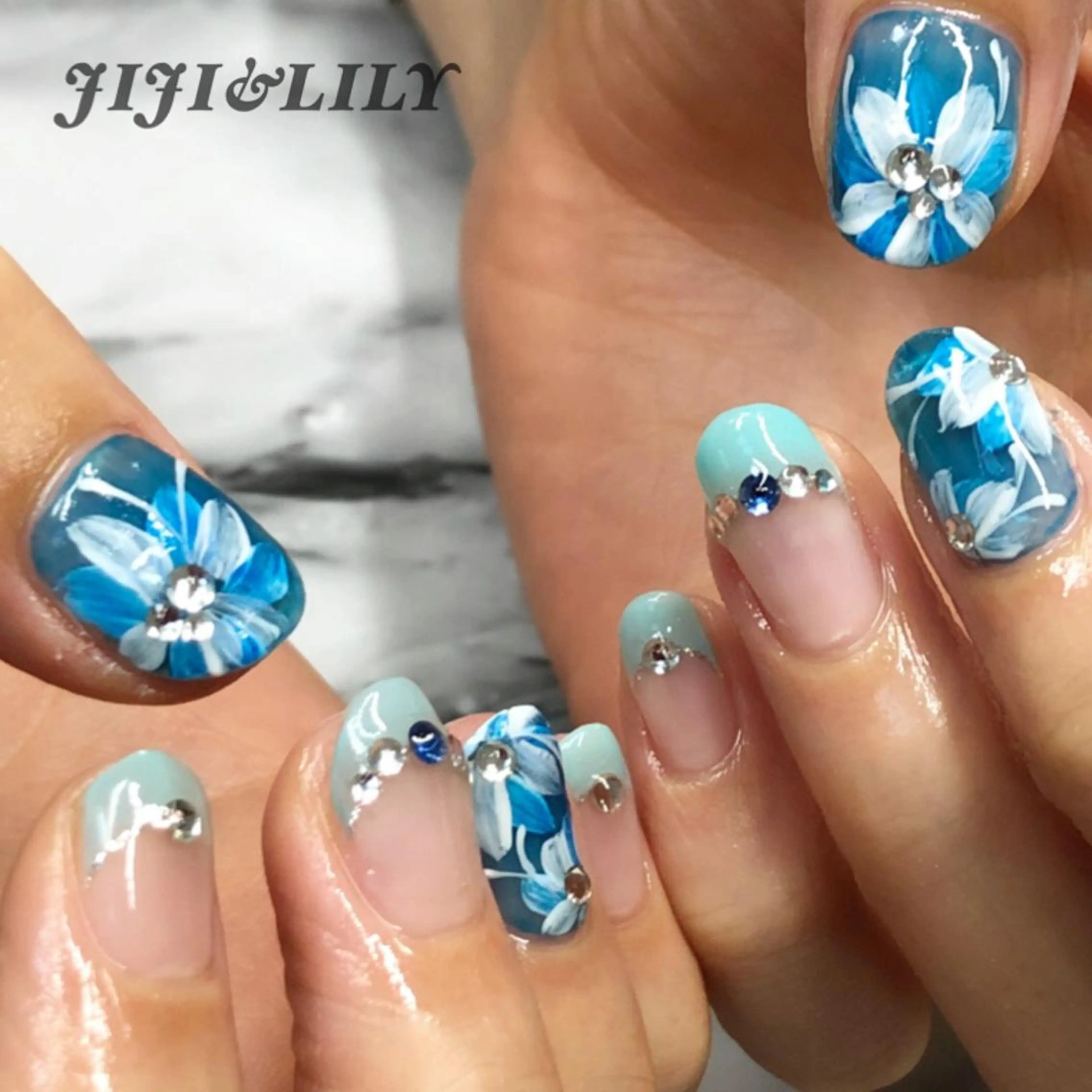 ネイル フラワーネイル 豊田 圭子のネイルデザイン