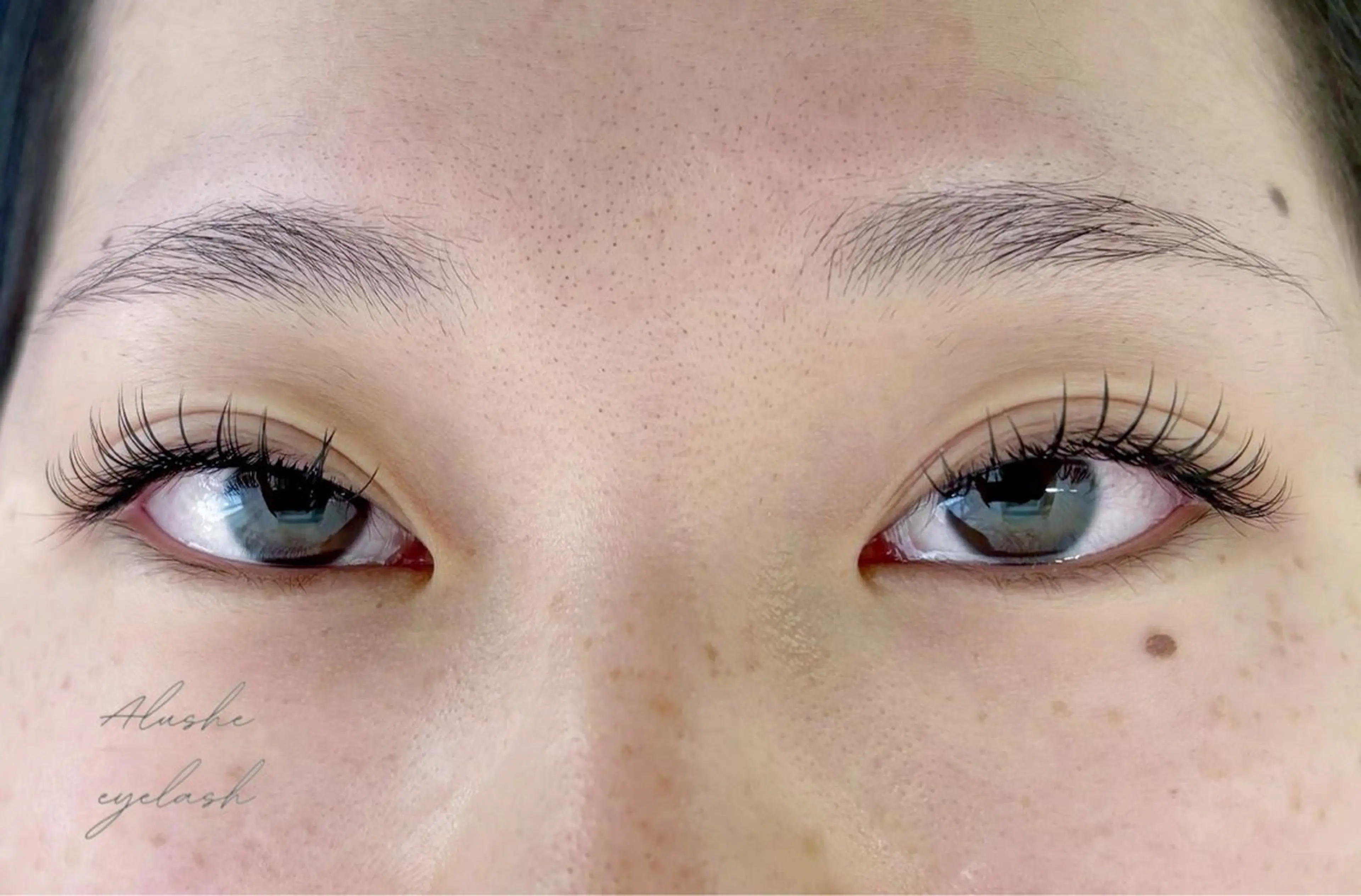 マツエク・マツパ Dカール フラットラッシュ 目尻長め ナチュラル パリジェンヌラッシュリフト マツエク ⁺˚・༓☾アルーシェ みゆり☽༓・˚⁺のマツエク・マツパデザイン