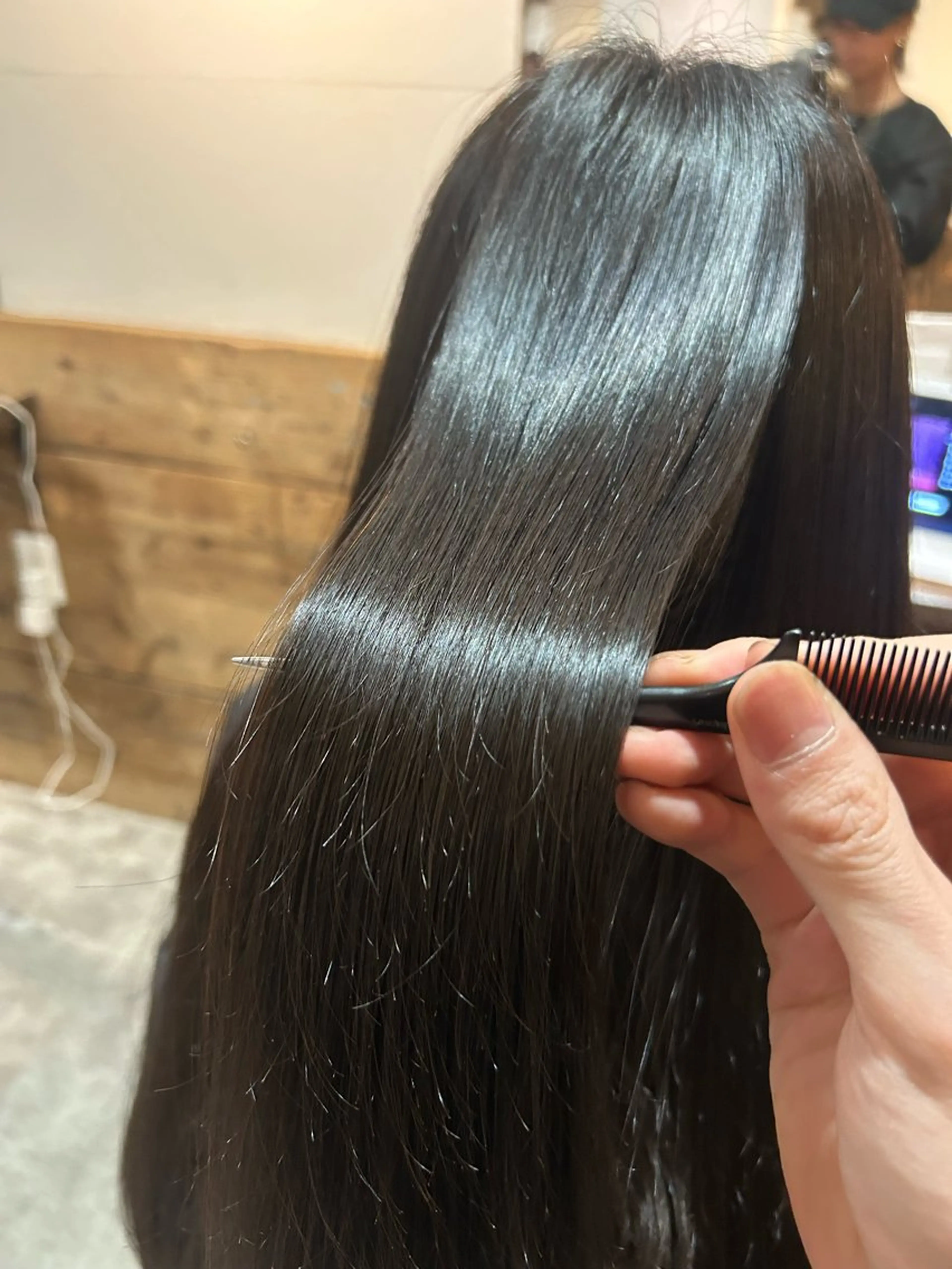 セミロング Lafith  hair flamme所属・澤西 哲平のヘアスタイル