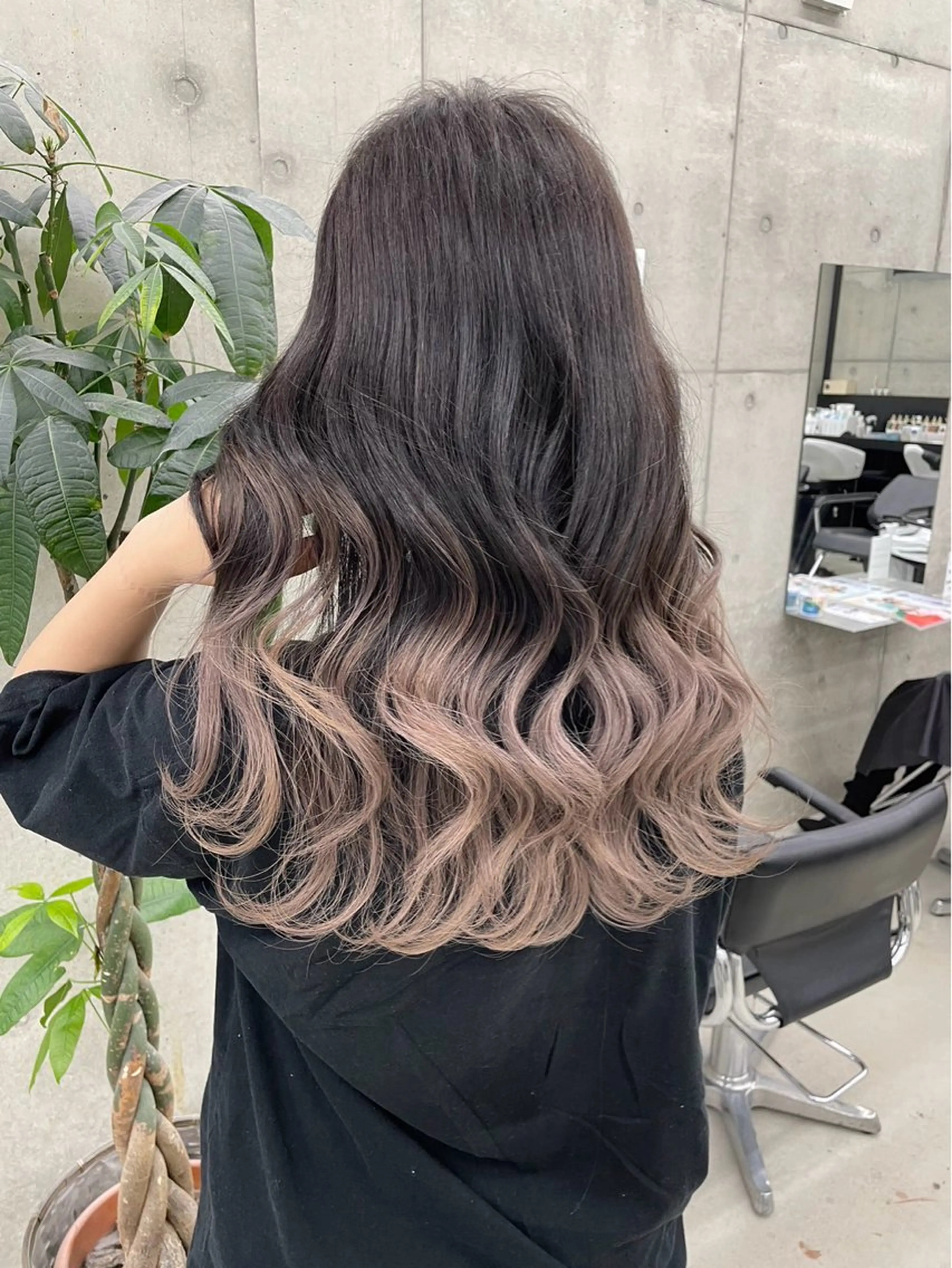 カラー グラデーションカラー ENGOL 名古屋栄所属・萩野下 かきのヘアスタイル