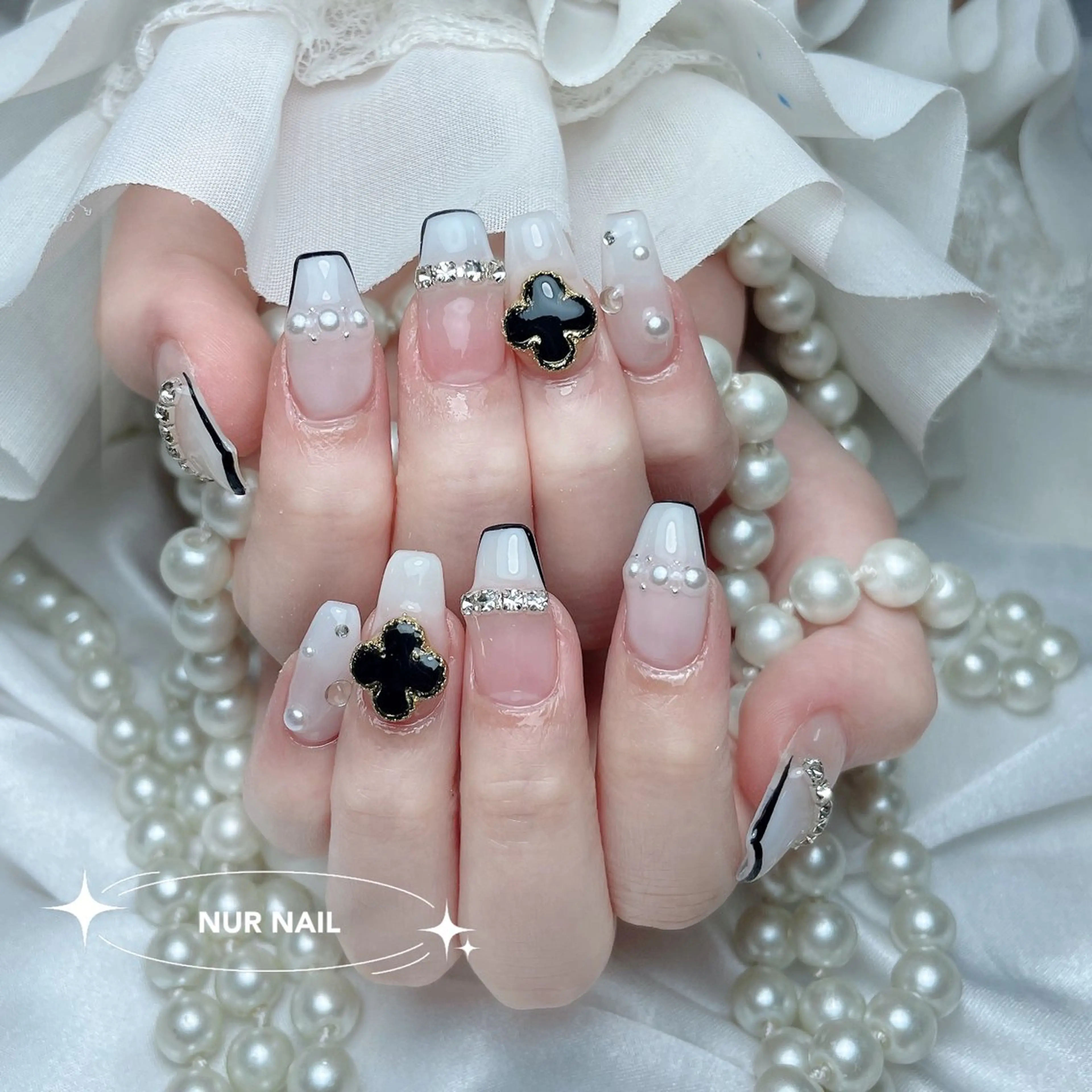 ネイル 🫧NUR NAIL✨のネイルデザイン