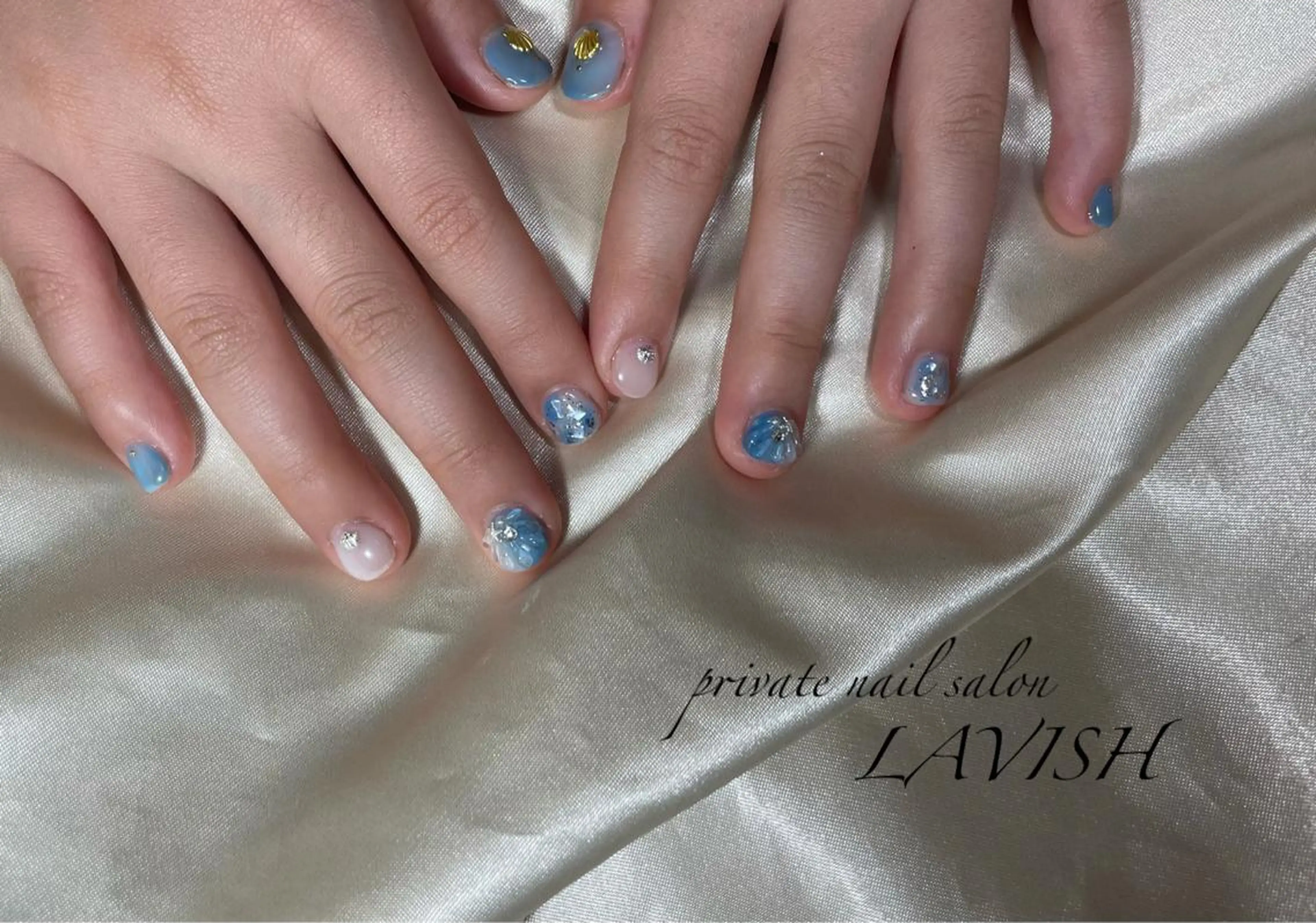 キッズ LAVISH nail salonのネイルデザイン