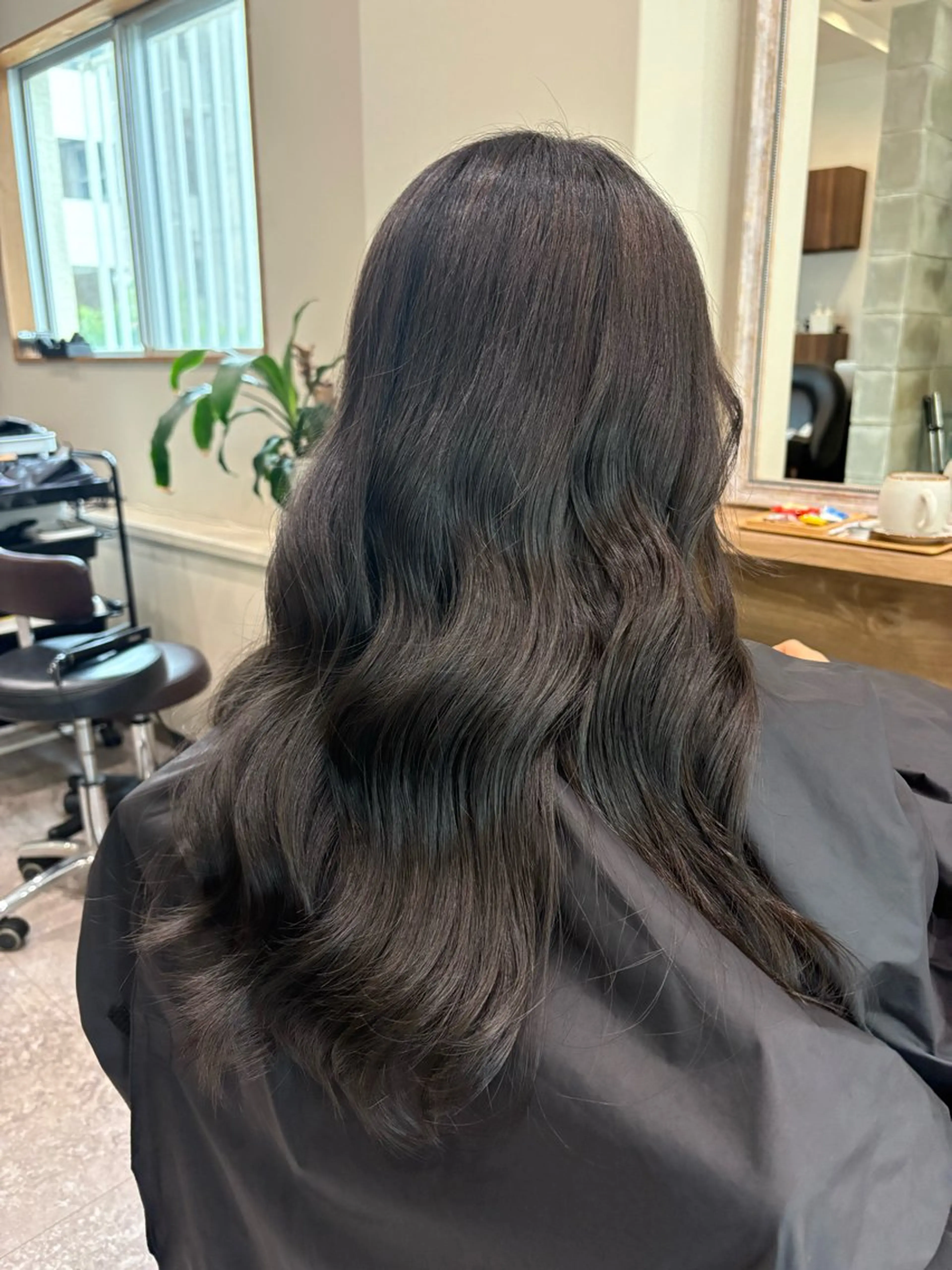 ロング ヘアカラー teto コハルのヘアスタイル