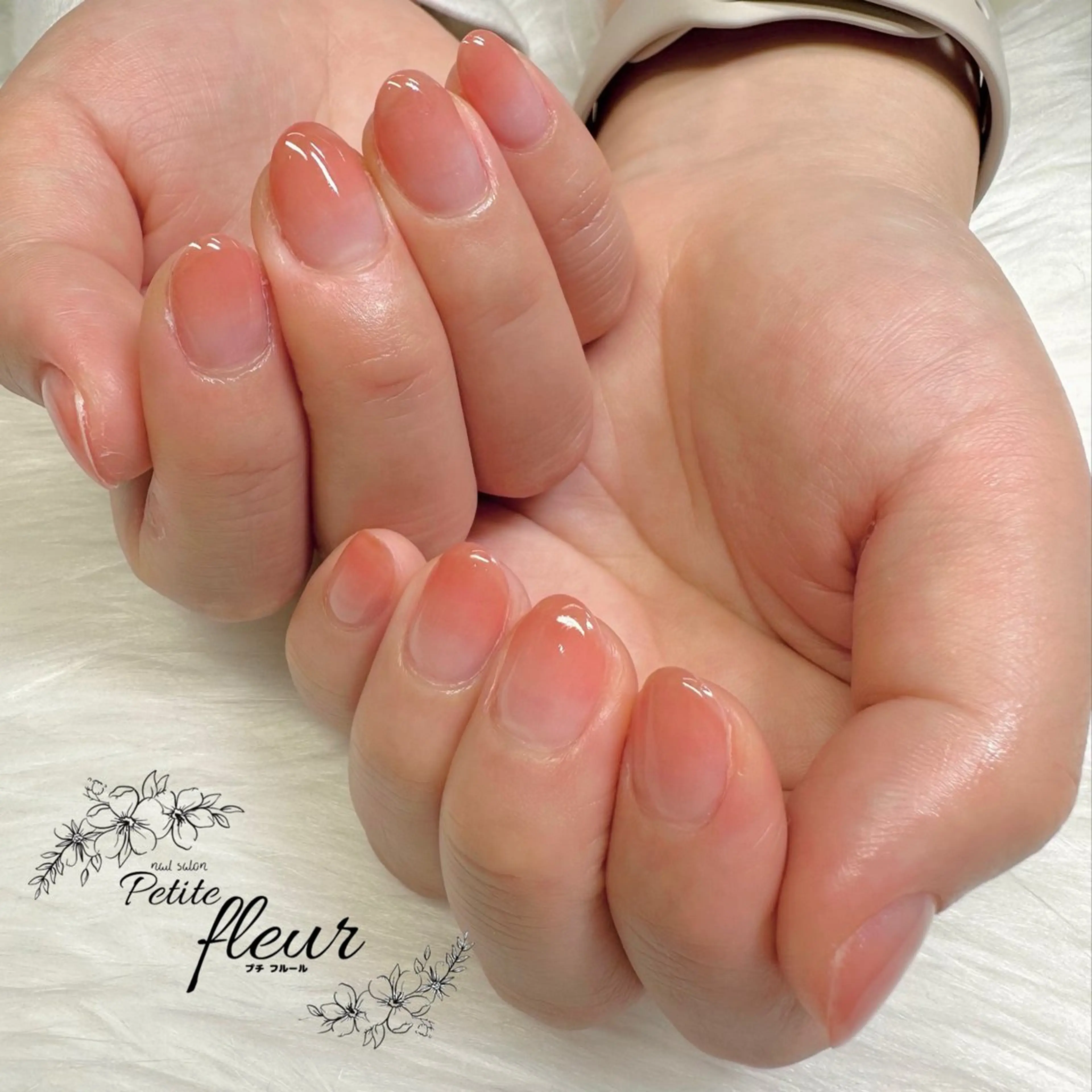 ネイル グラデーション ハンドネイル ❁⃘*。Petite fleur❁⃘*りさのネイルデザイン