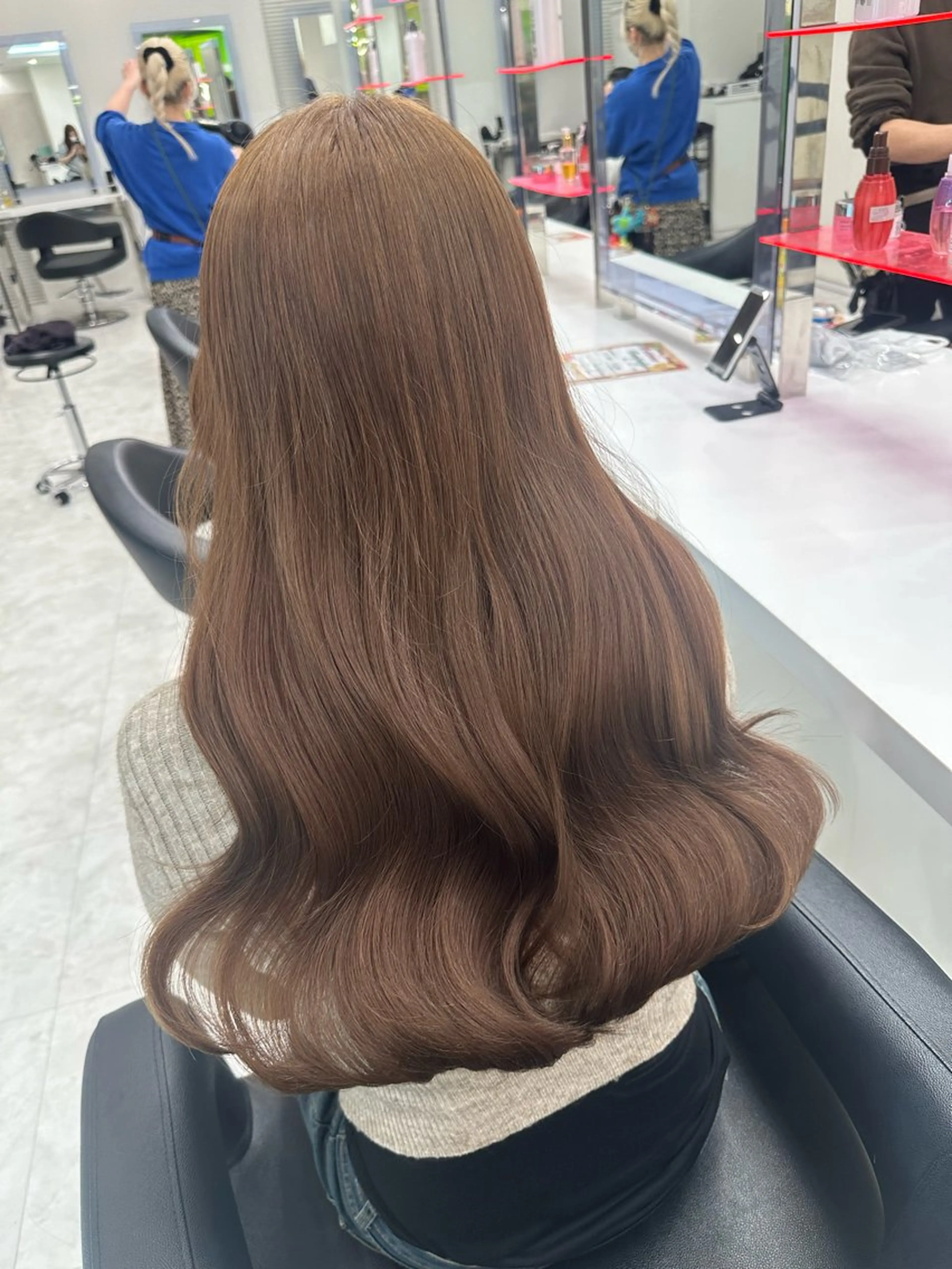 ロング アッシュ チョコレートブラウン 韓国風カラー ピンクブラウン 髪質改善 ヘアカラー トリートメント ヘッドスパ 🤎MISAKI 艶髪カラー🤎のヘアスタイル