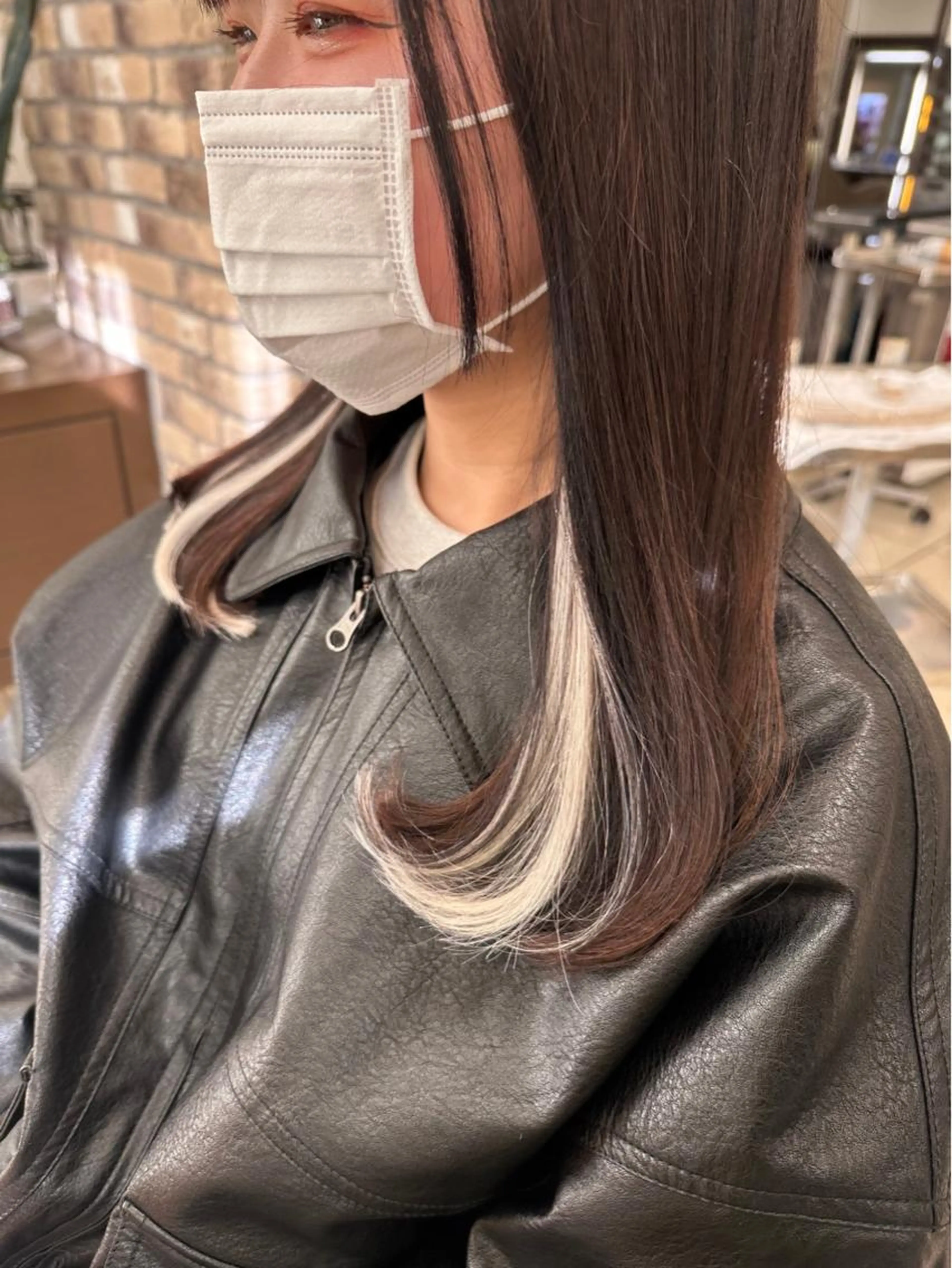 【ちらっとポイントエクステ✨】メンズにもおすすめ✨前髪にワンポイントも可愛いです💕の写真