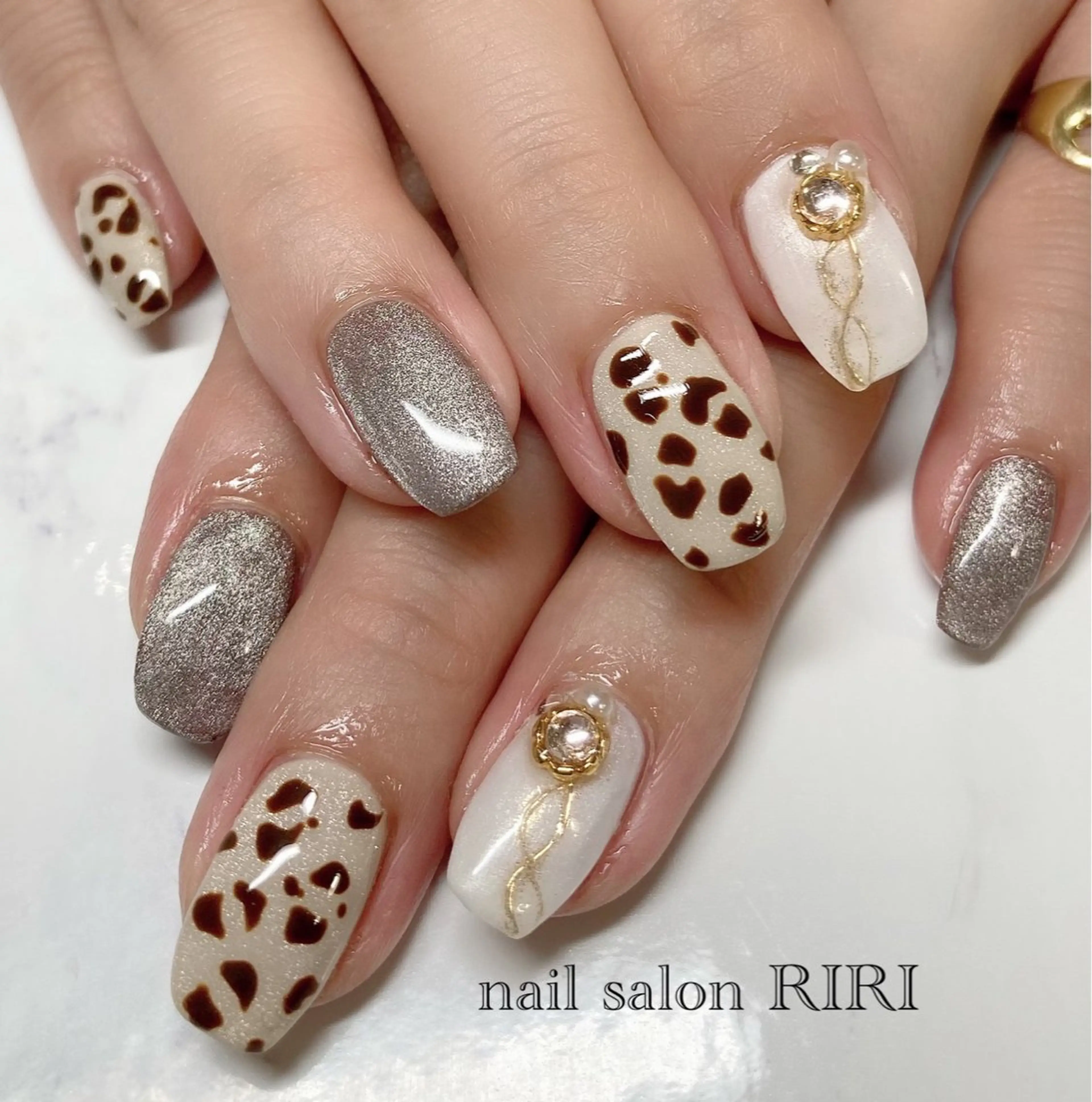 ネイル マグネットネイル private  nail  salon RIRI所属・RIRI リリのネイルデザイン