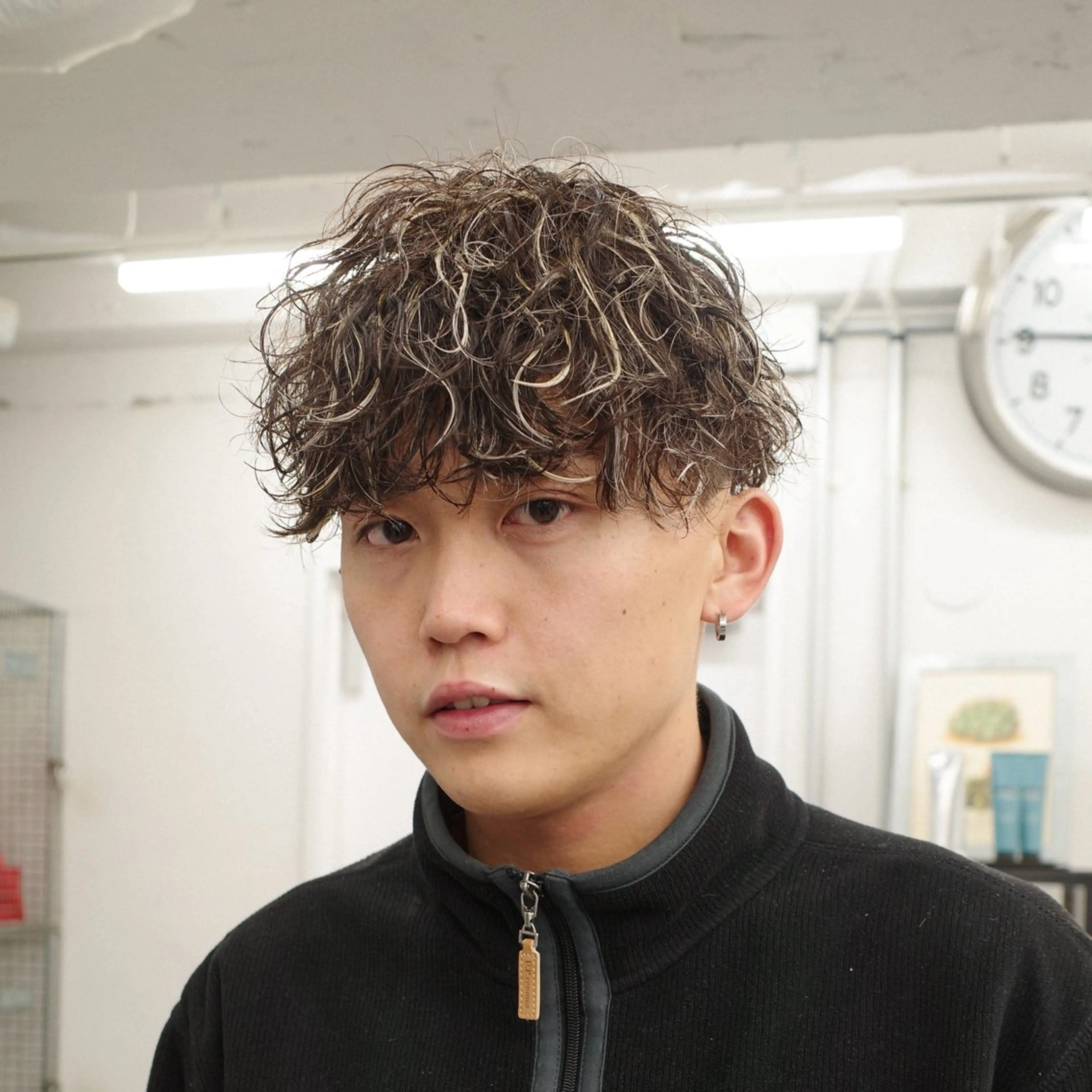 【ハイライト＋お任せパーマ🧏🏻‍♂️】　カット＋ハイライト＋パーマの写真