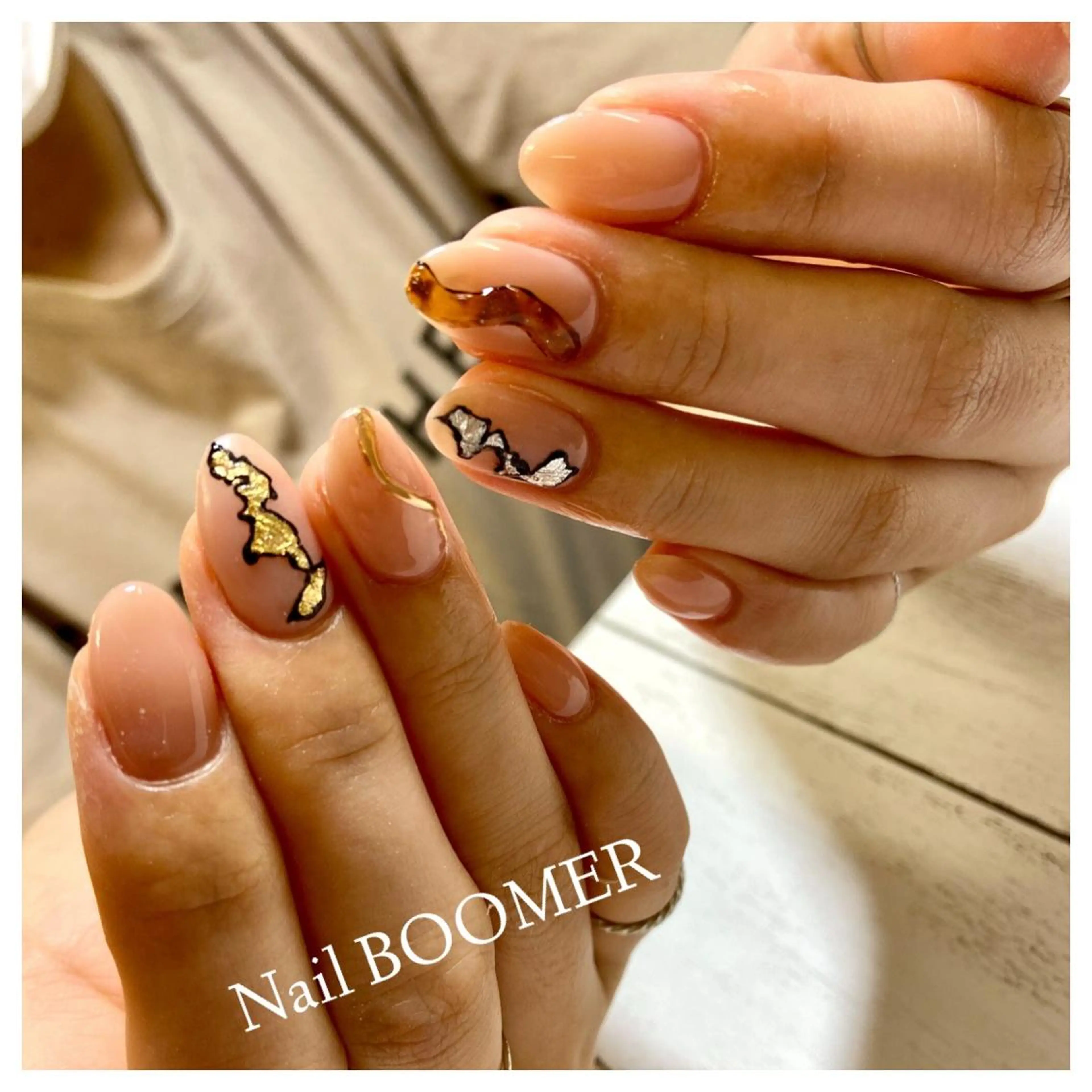 ネイル ハンドネイル フットネイル ネイル ブーマーのネイルデザイン