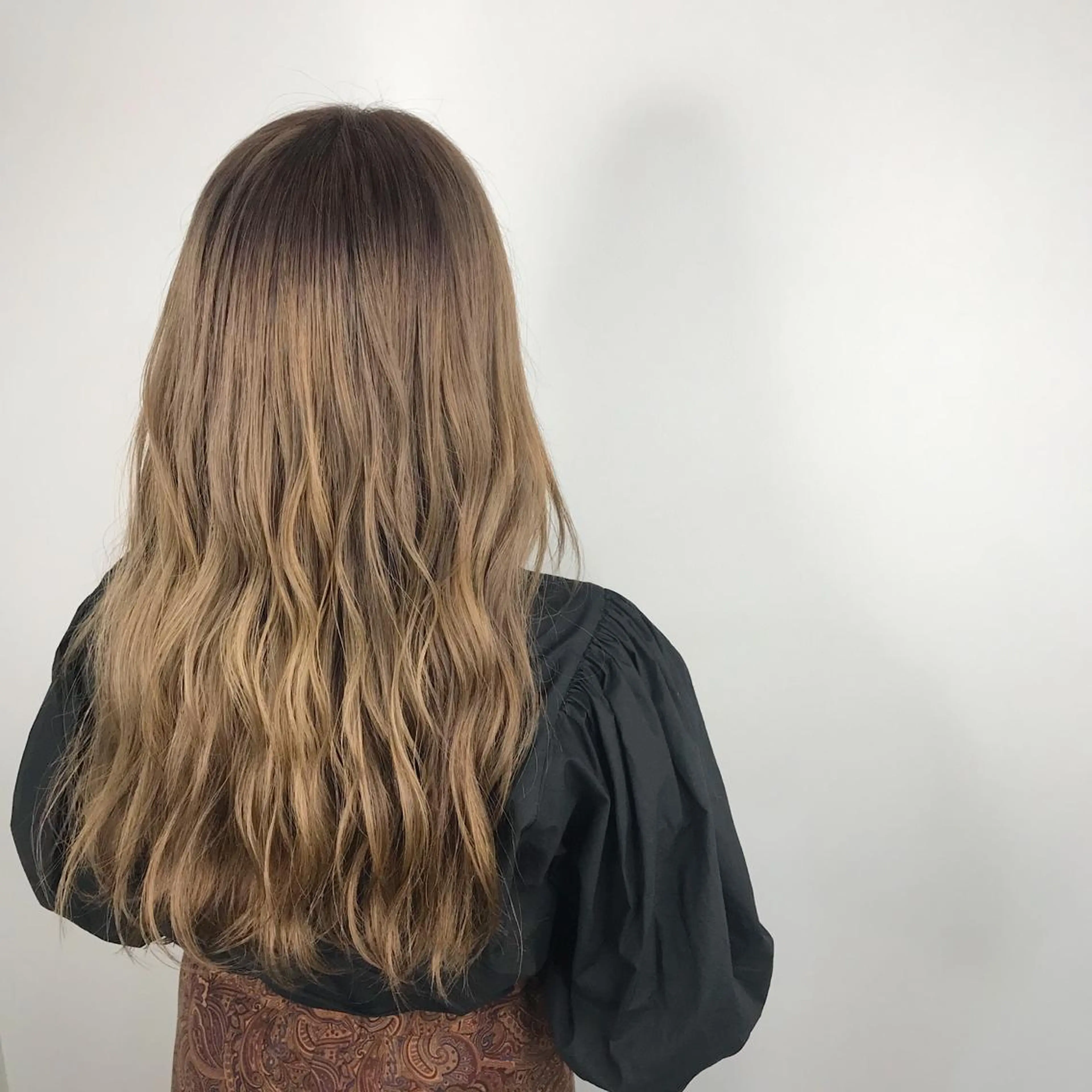 ロング カラー 飯塚 青空のヘアスタイル