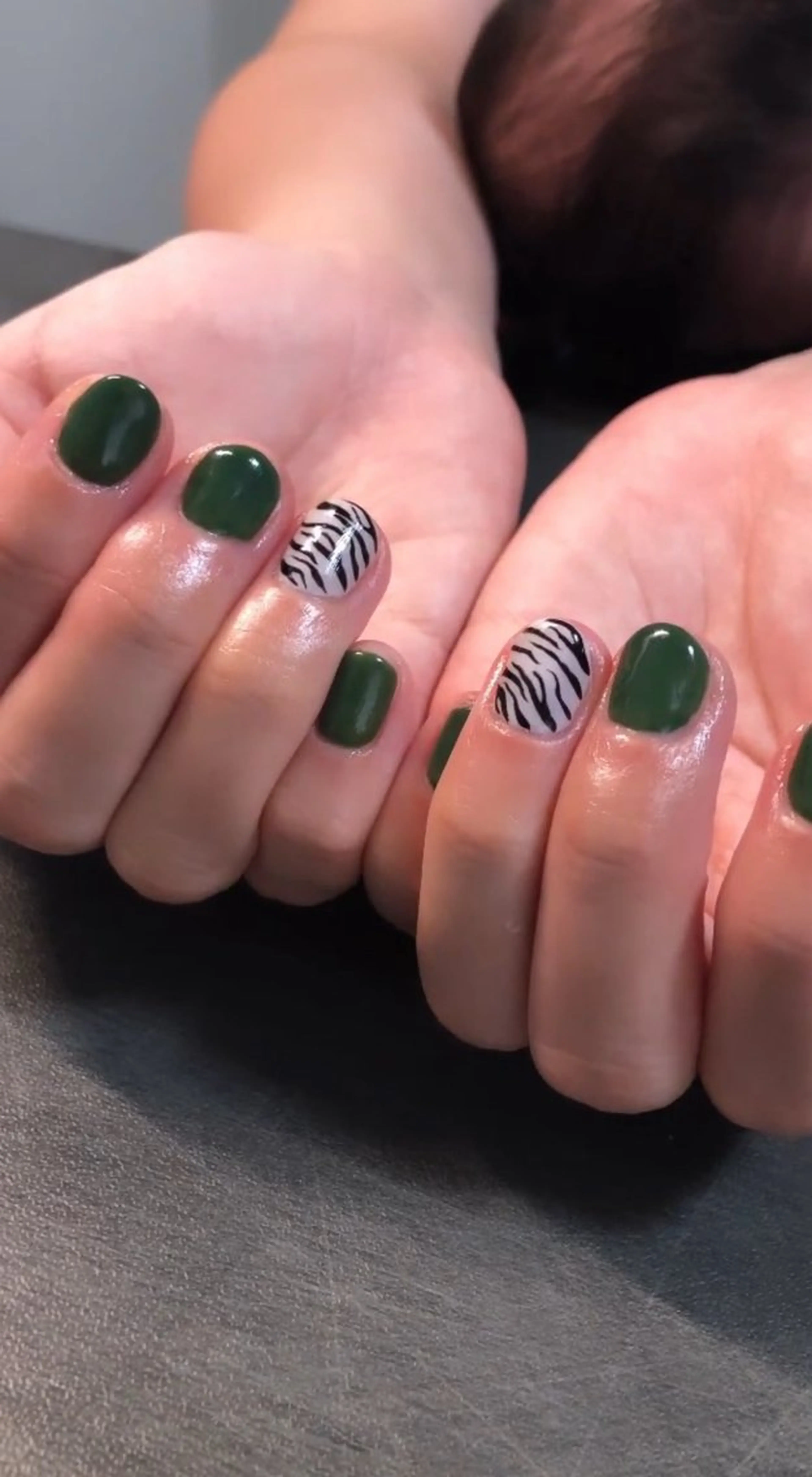 ネイル ハンドネイル 宮本 百合子のネイルデザイン