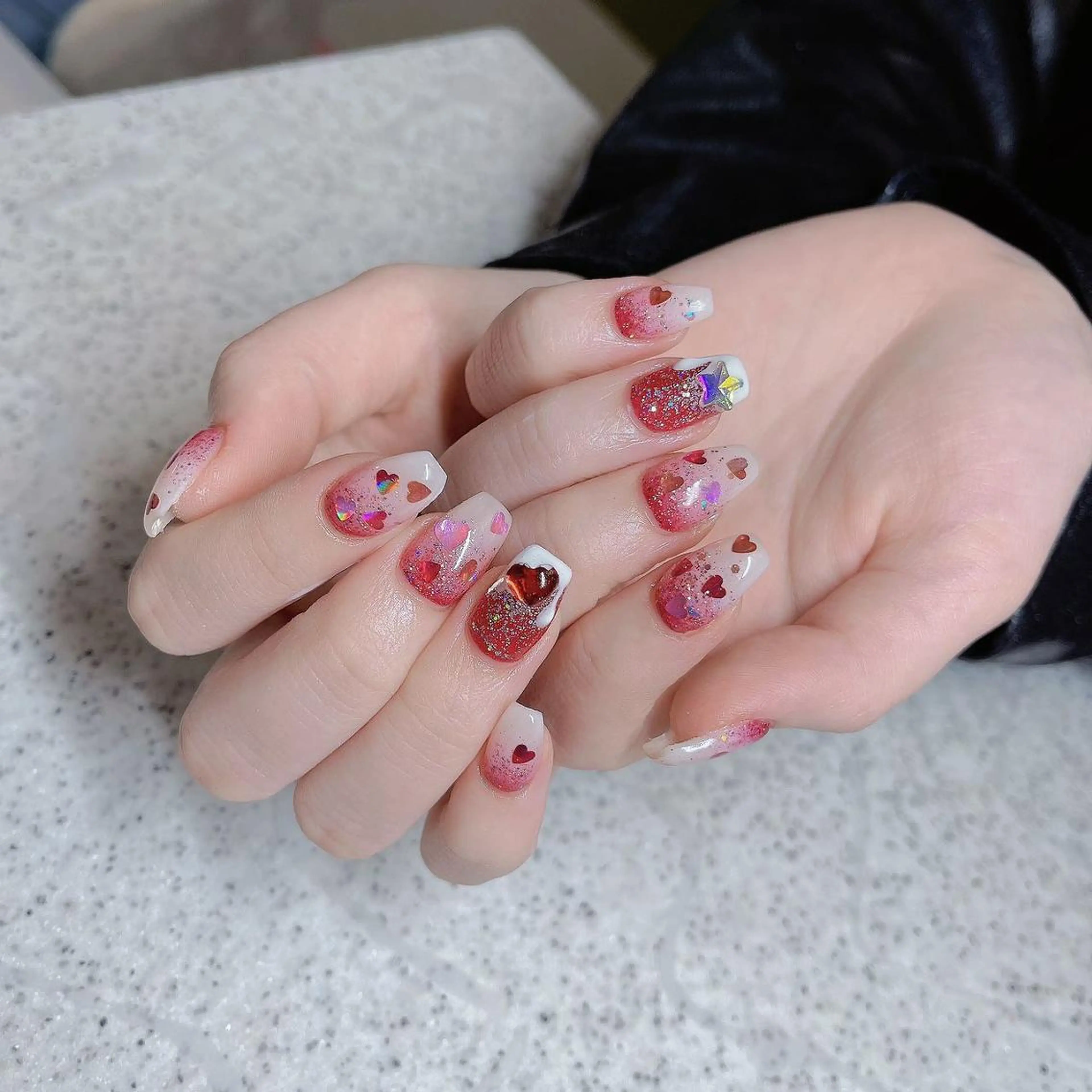 ネイル Queens 榊 まおのネイルデザイン