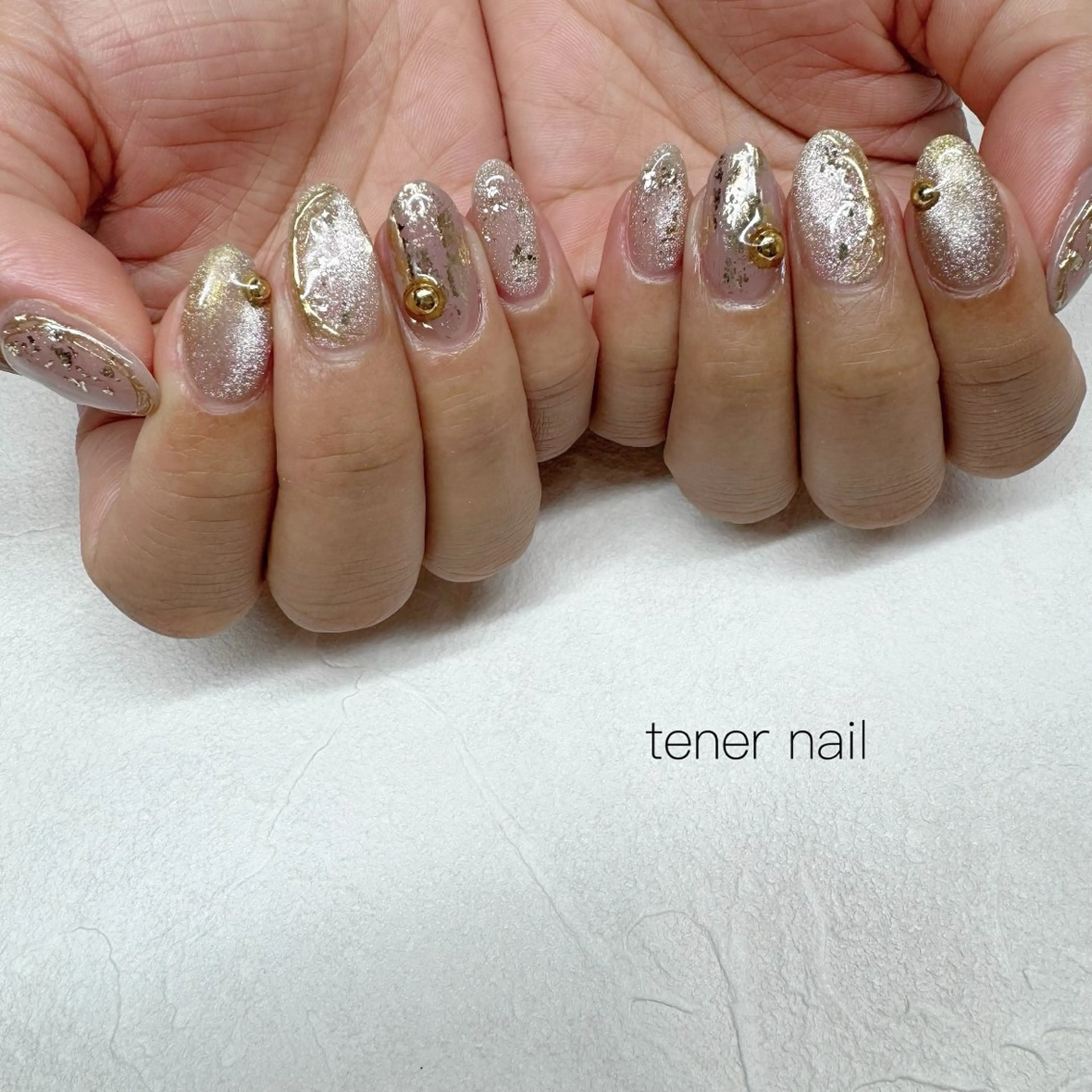 ネイル マグネットネイル ニュアンスネイル ハンドネイル tener  nail  テネルネイル所属・テネルネイル tener nailのネイルデザイン