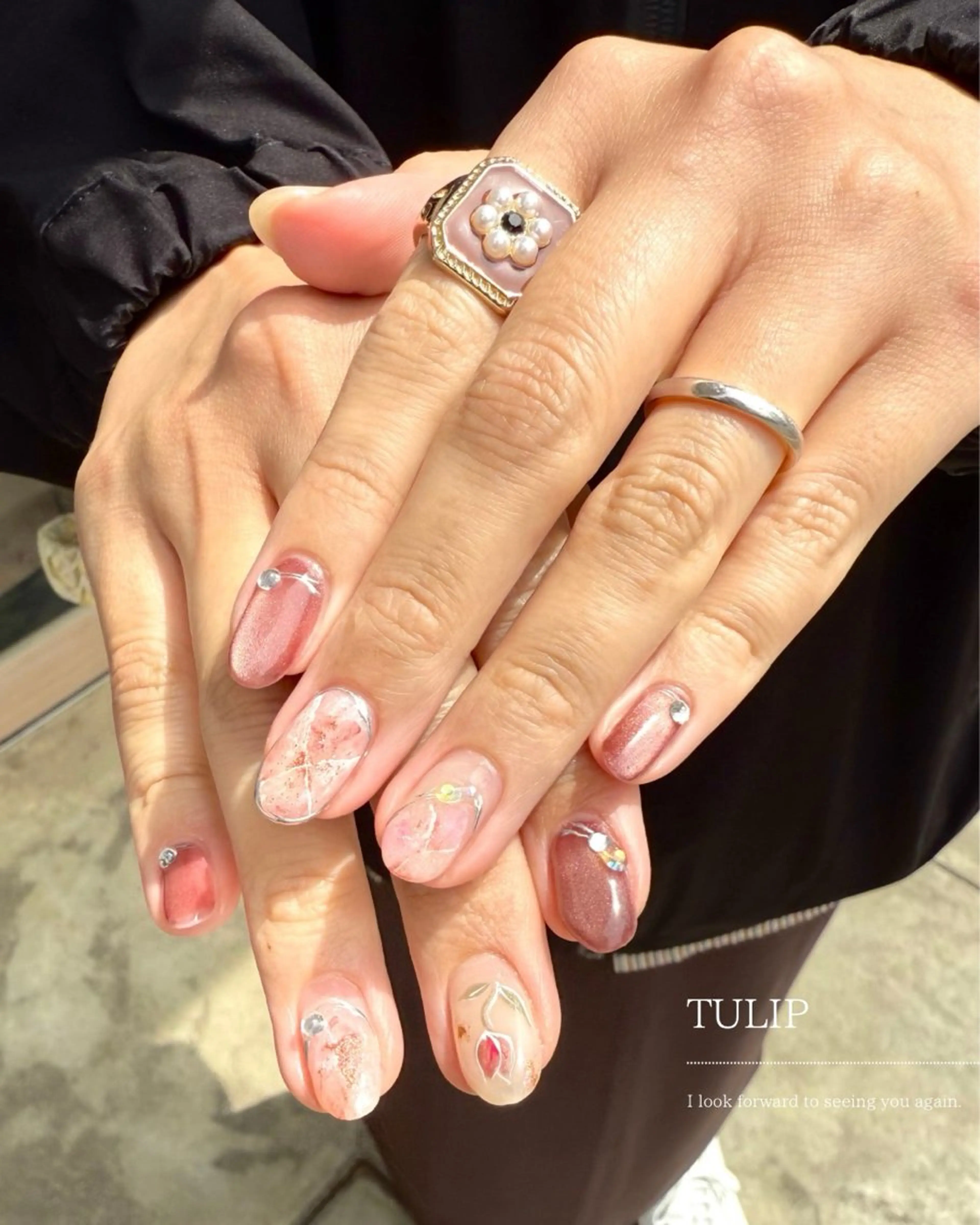 ネイル アートネイル フラワーネイル ジェルネイル マグネットネイル 大理石ネイル(マーブル) Seemly 千田町店所属・フラワーパラジェル 🌸シームリーエミのネイルデザイン