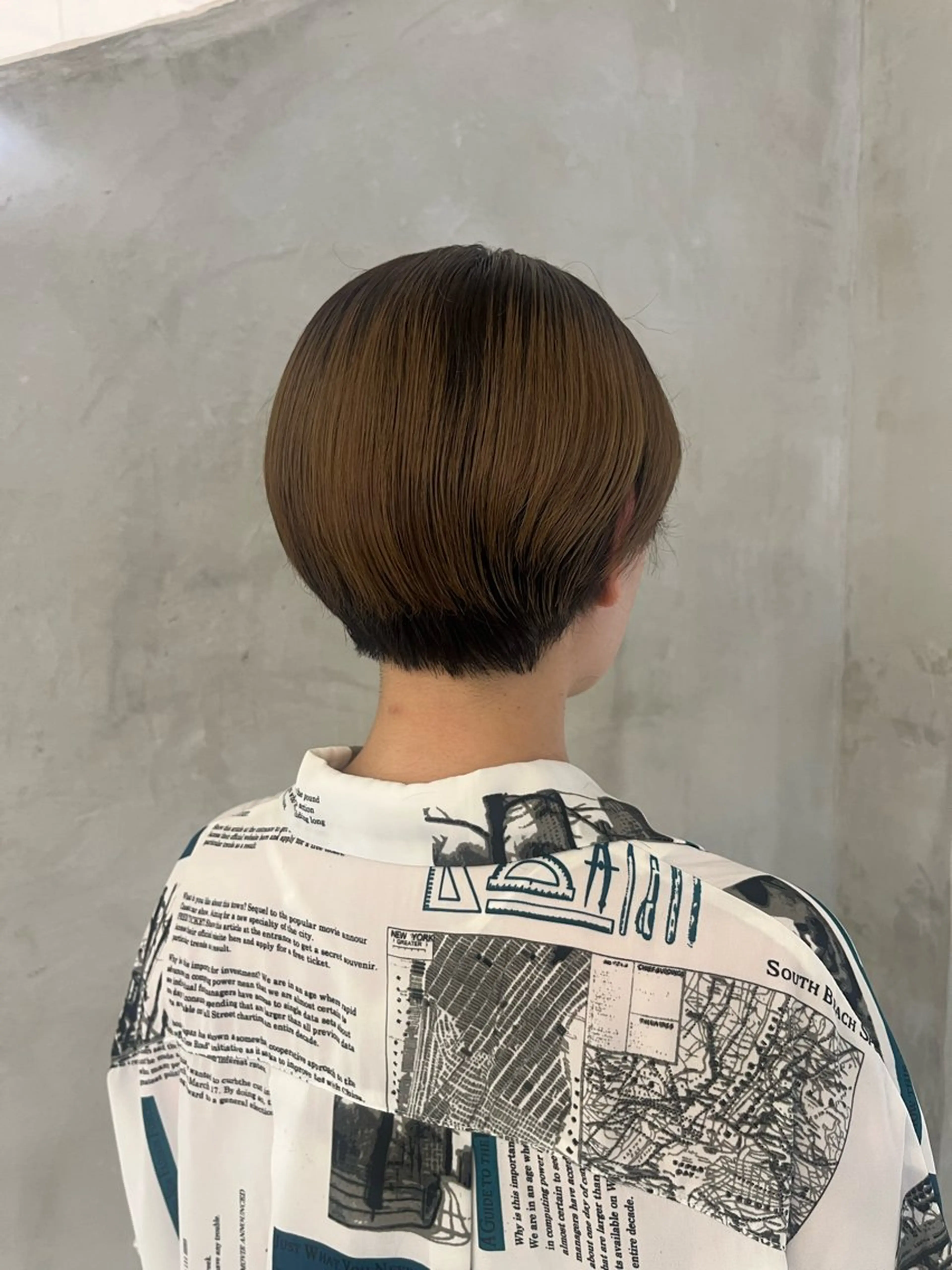 ショート ショートヘア effect横浜所属・切りっぱなしボブ/ 艶カラー/綾莉のヘアスタイル