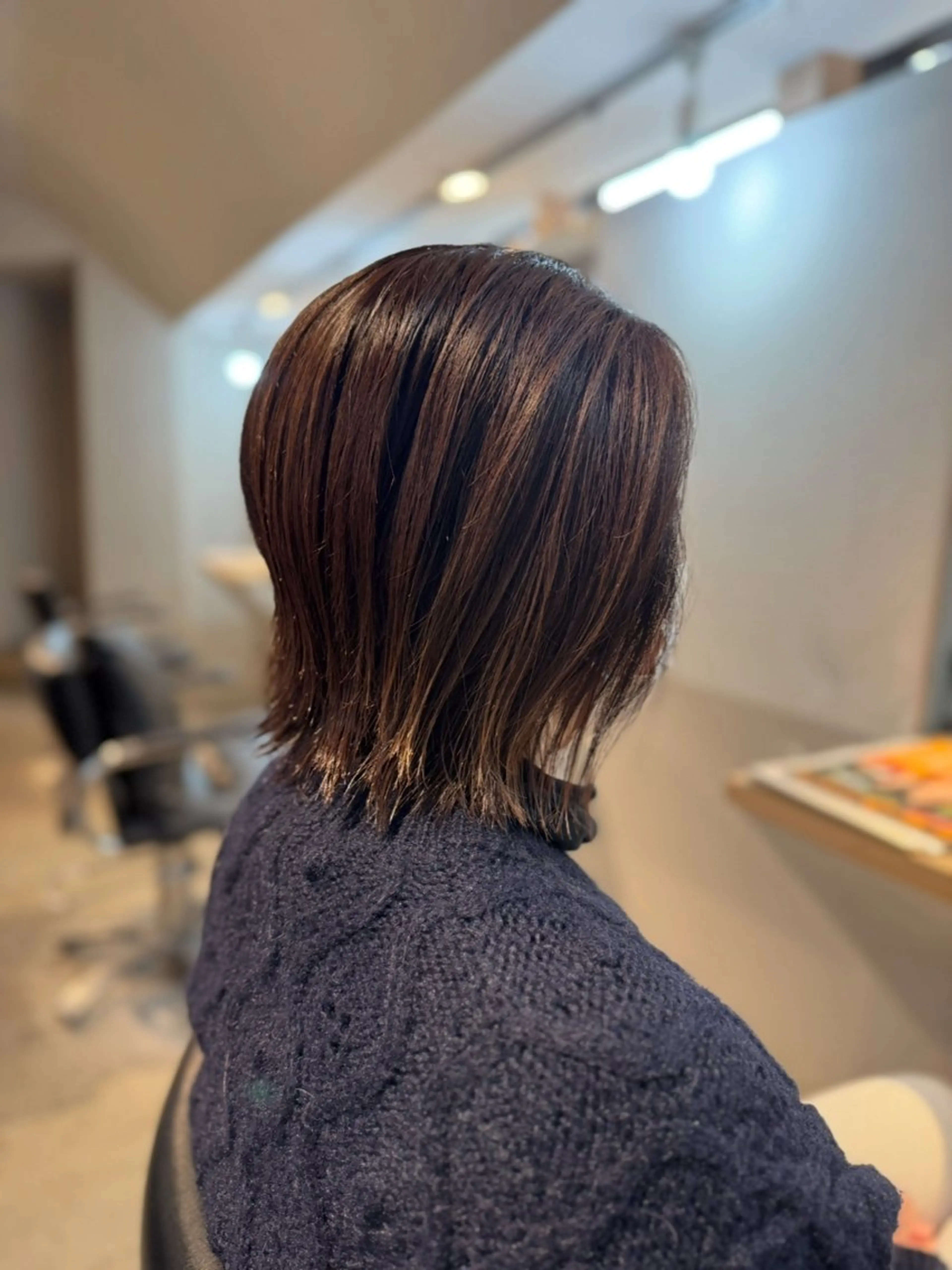 ミディアム カラー ハイライトカラー ハイライト レイヤーカット カット ヘアカラー 近野 浩隆のヘアスタイル