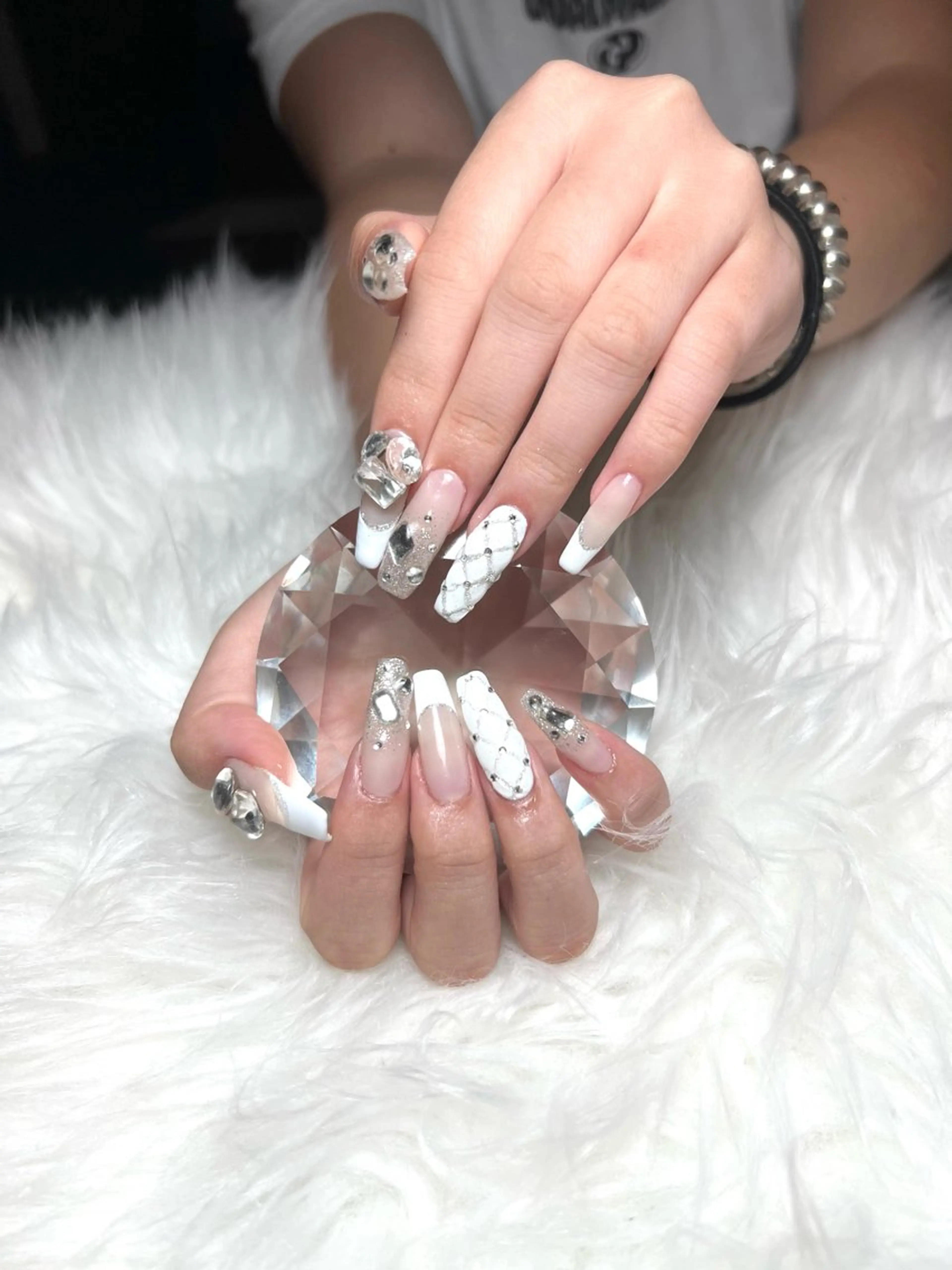 ネイル ハンドネイル 井尻 紗菜のネイルデザイン